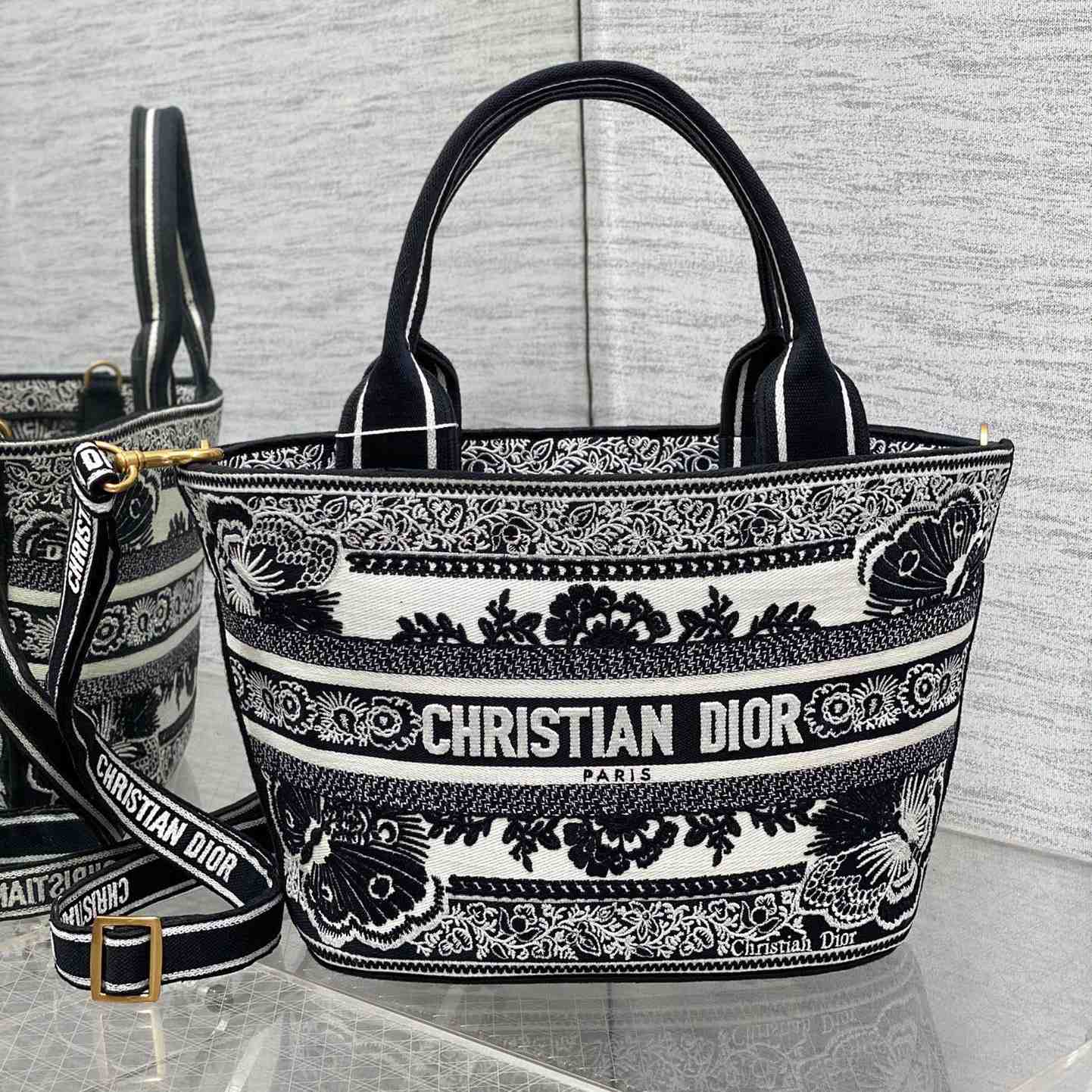 Dior Hutkorbtasche<br>
 - EUR FASHION
