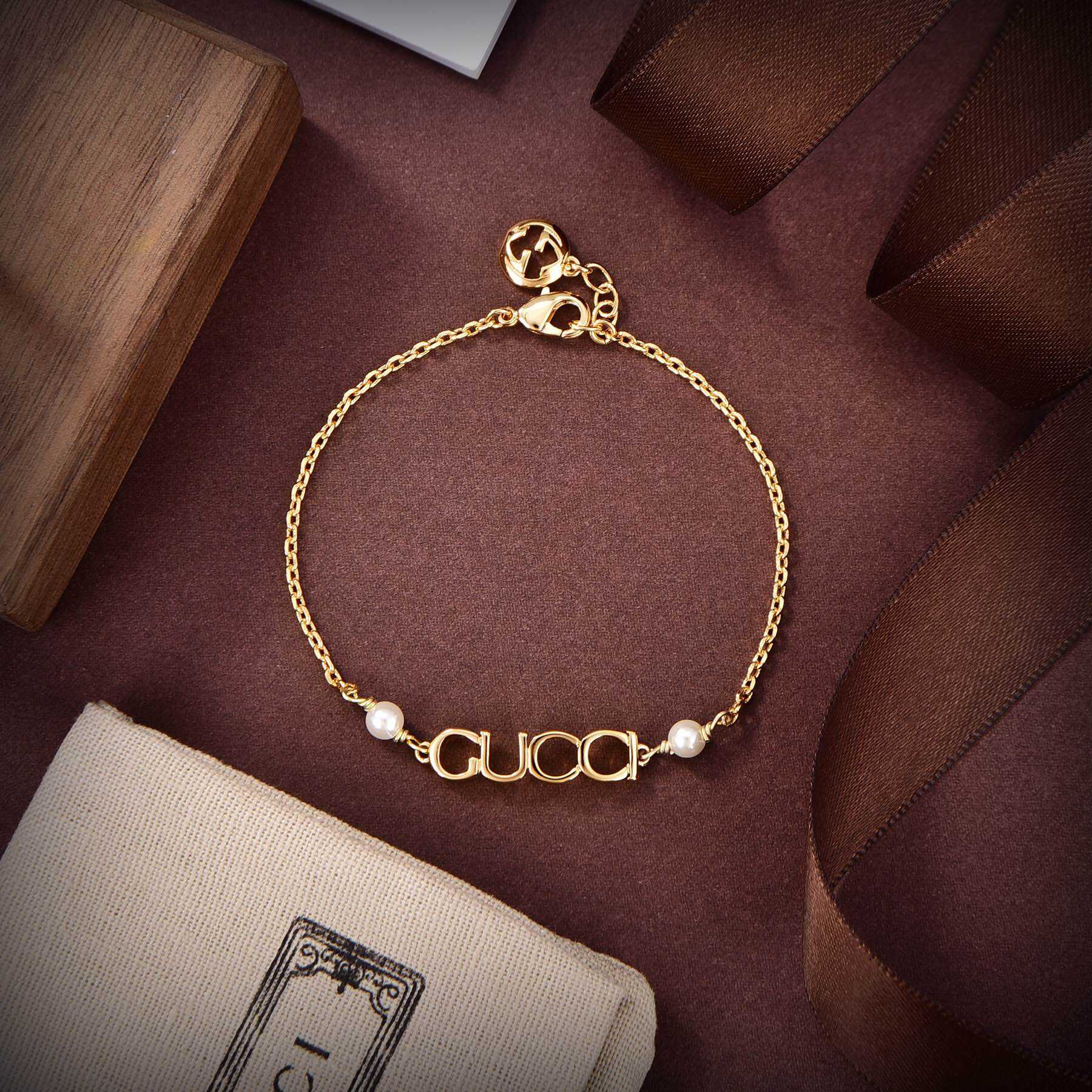 Gucci Letter Single Bracelet  - EUR FASHION