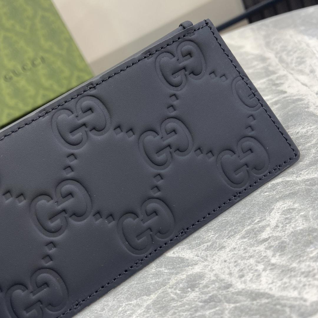 Gucci GG Kartenetui mit Reißverschluss und Gummieffekt<br>
 - EUR FASHION