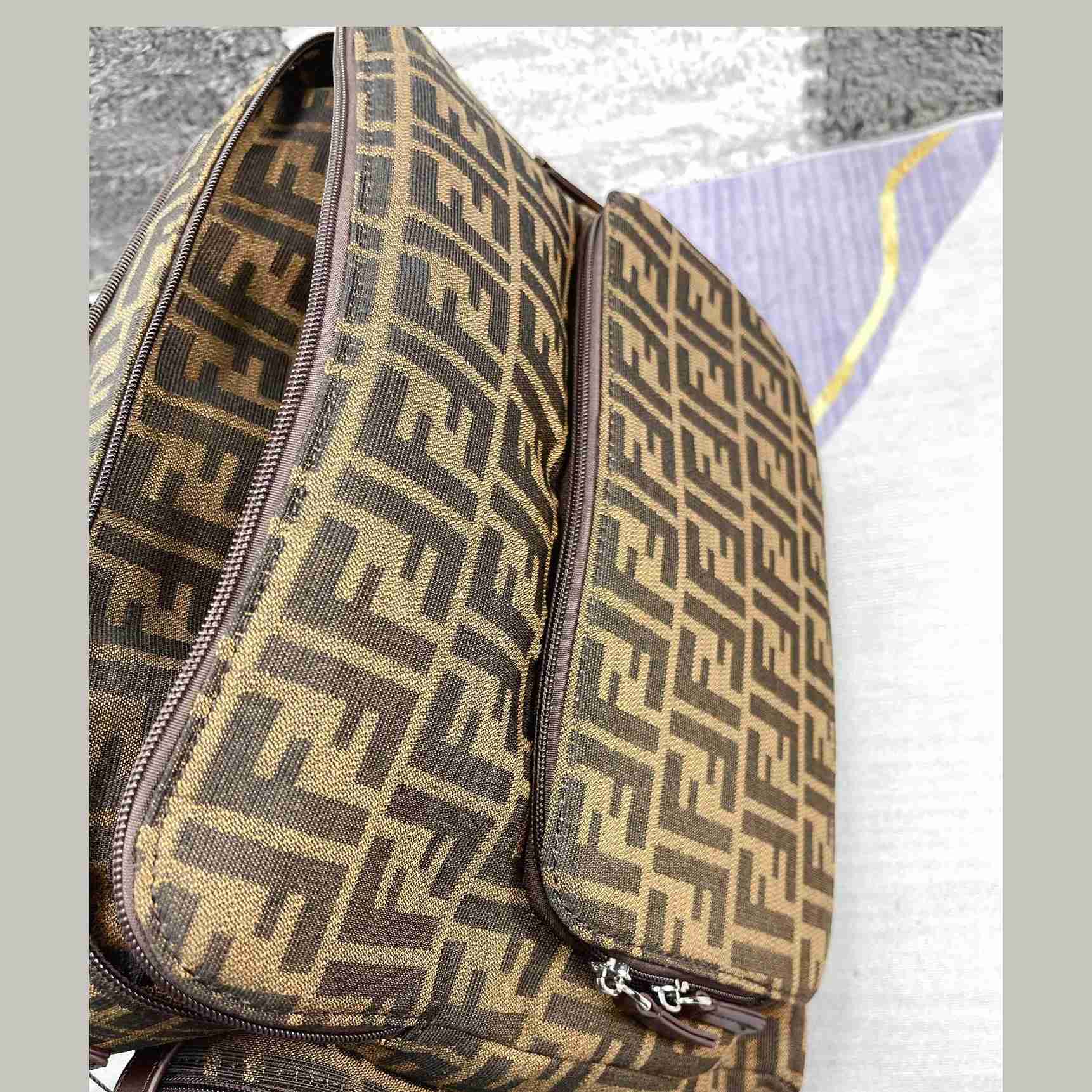 Fendi Müttertaschen 42*32*15cm<br>
 - EUR FASHION