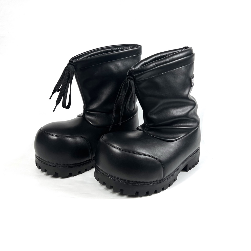 Balenciaga – Alaska – Hoher Stiefel in Schwarz<br>
 - EUR FASHION