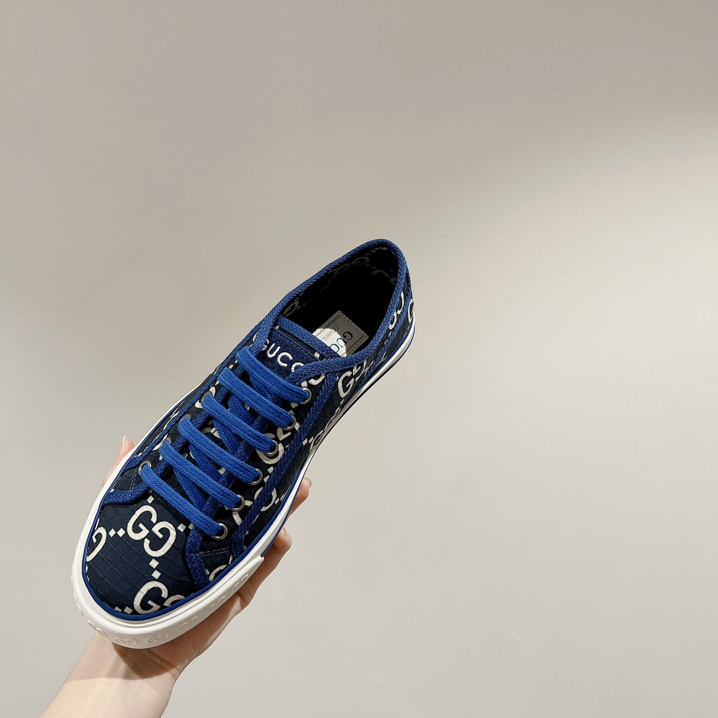 Gucci Tennis 1977 Sneaker (in britischer Größe)<br>
 - EUR FASHION