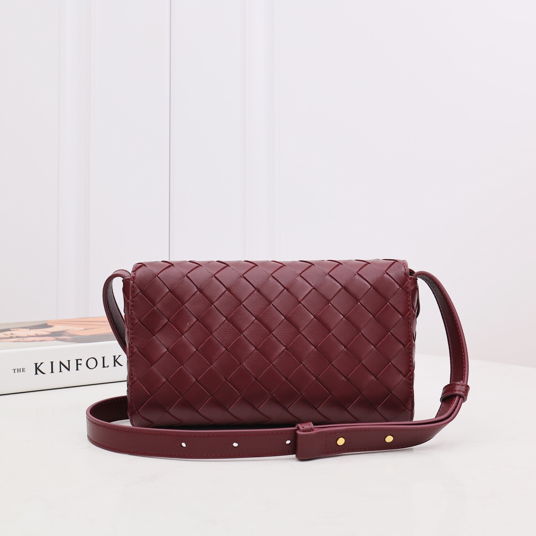 Bottega Veneta Mini Andiamo Umhängetasche<br>
 - EUR FASHION