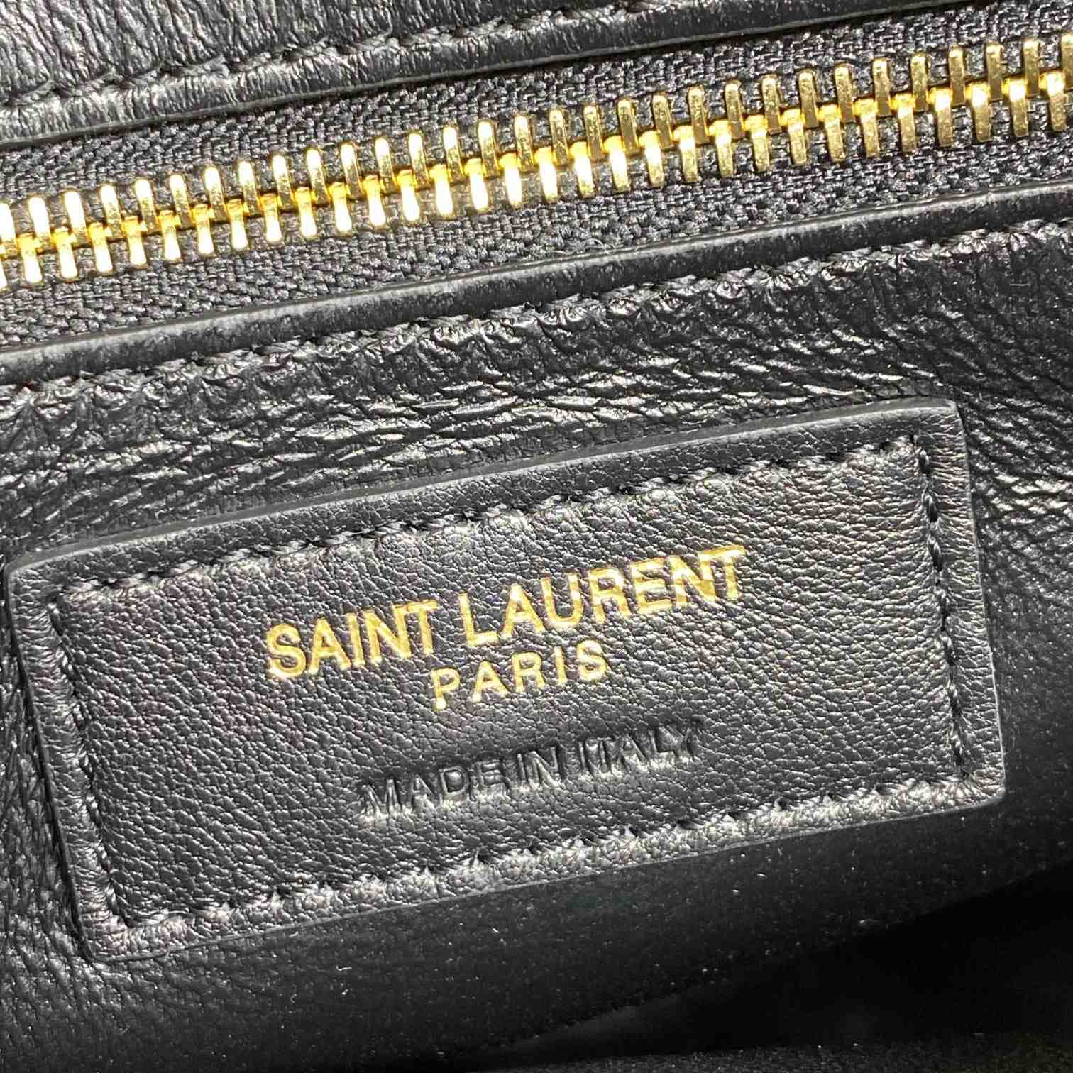 Saint Laurent Le 5 À 7 Supple Small In Padded Lambskin - EUR FASHION