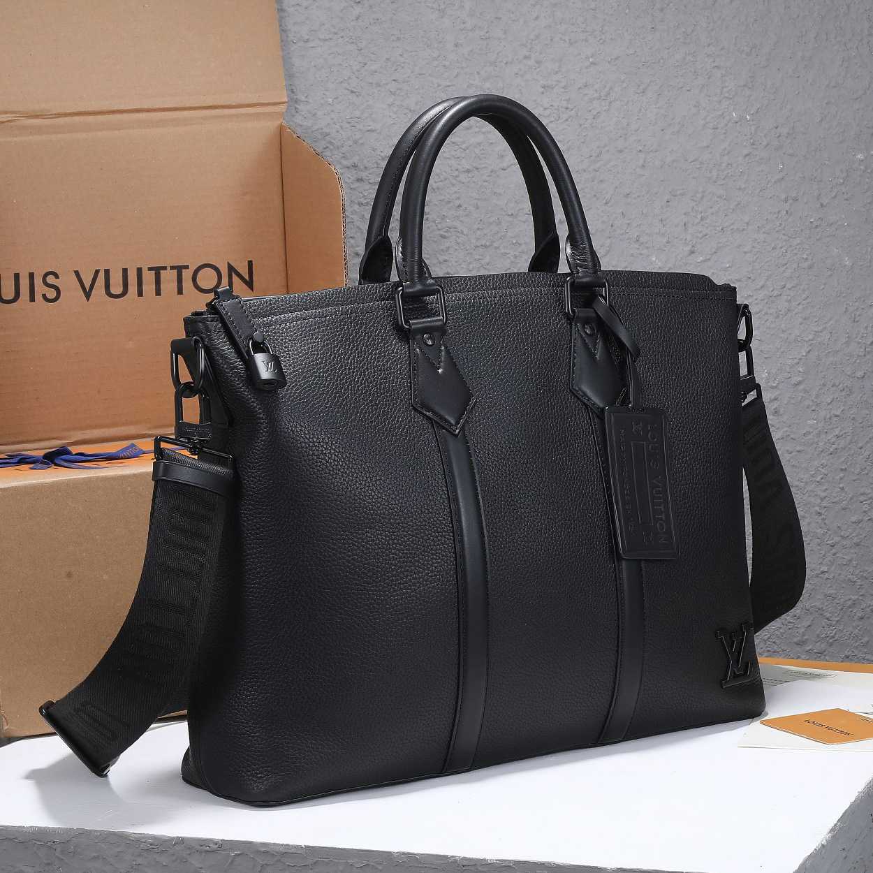 Louis Vuitton Lock It Tote   M59158 - EUR FASHION