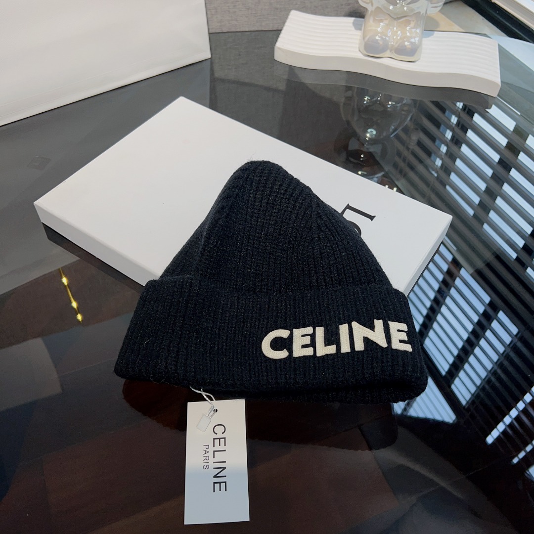 Celine  Embroidered Beanie In Ribbed Wool - EUR FASHION