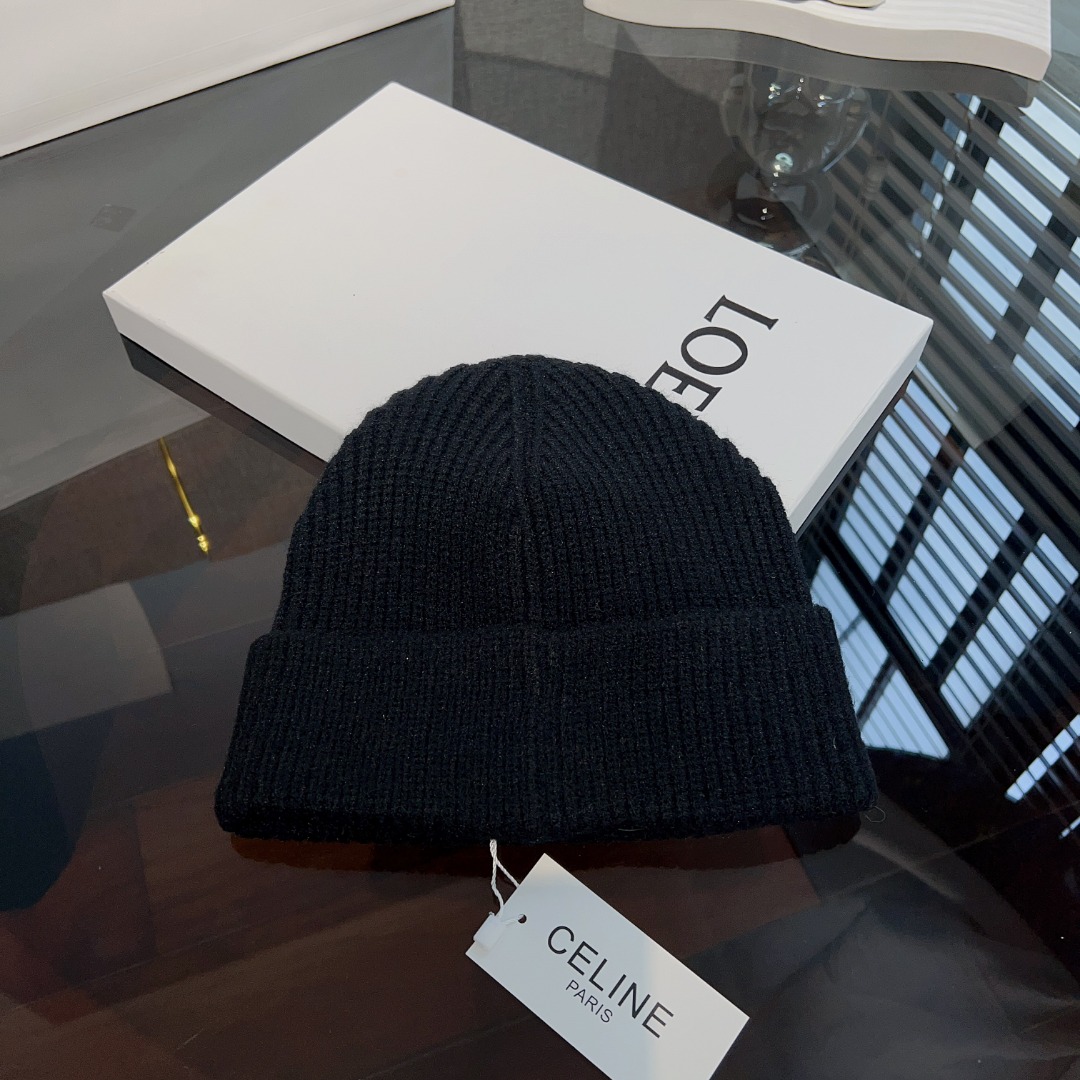 Celine  Embroidered Beanie In Ribbed Wool - EUR FASHION