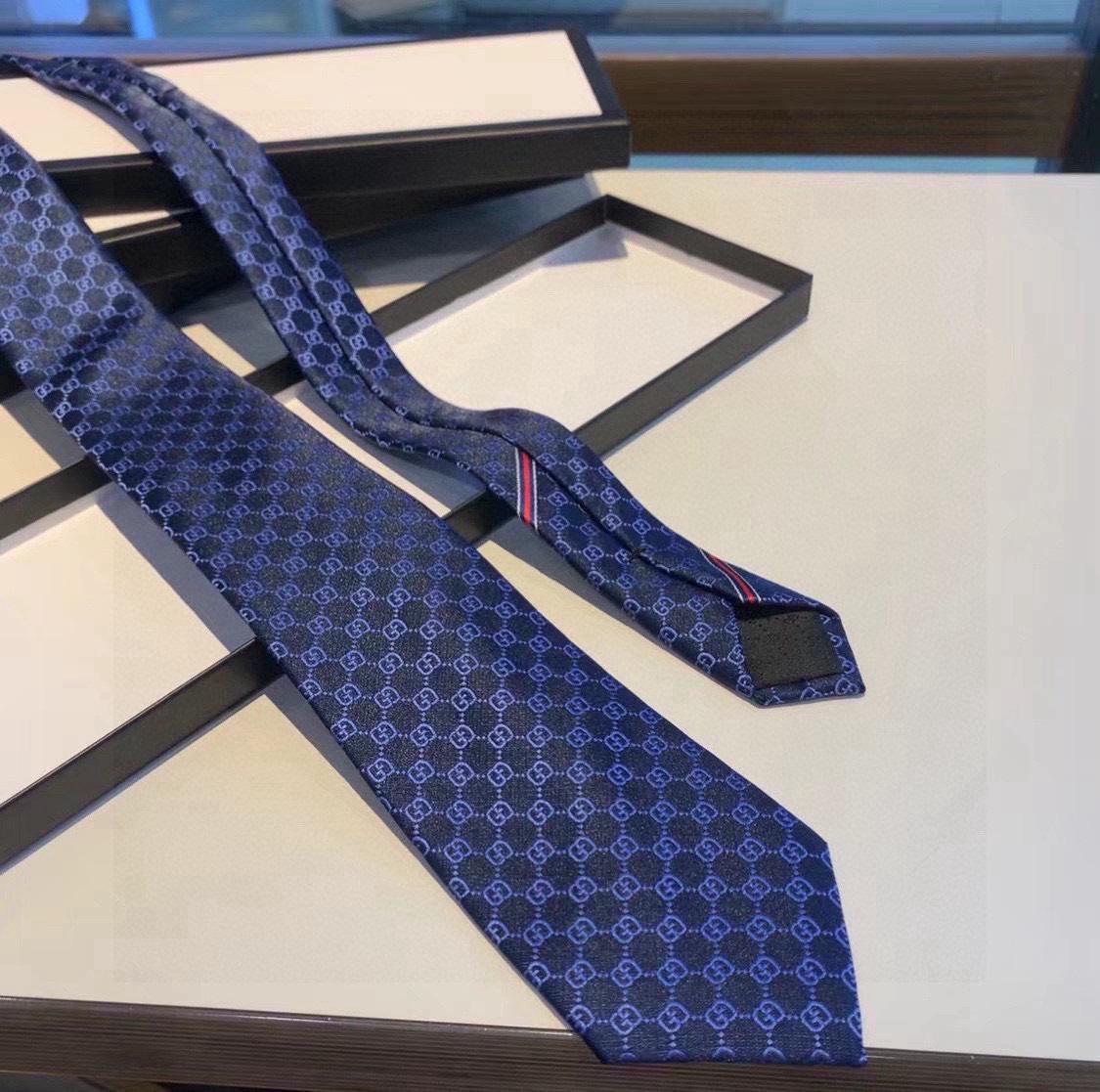 Gucci GG Pattern Silk Tie - EUR FASHION