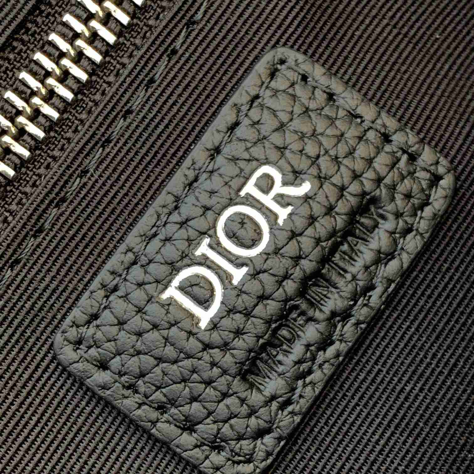 Dior Toiletry Bag - EUR FASHION
