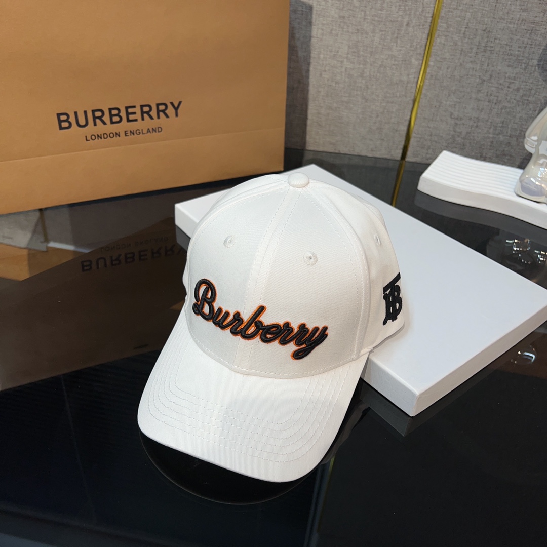 Burberry Cap - EUR FASHION