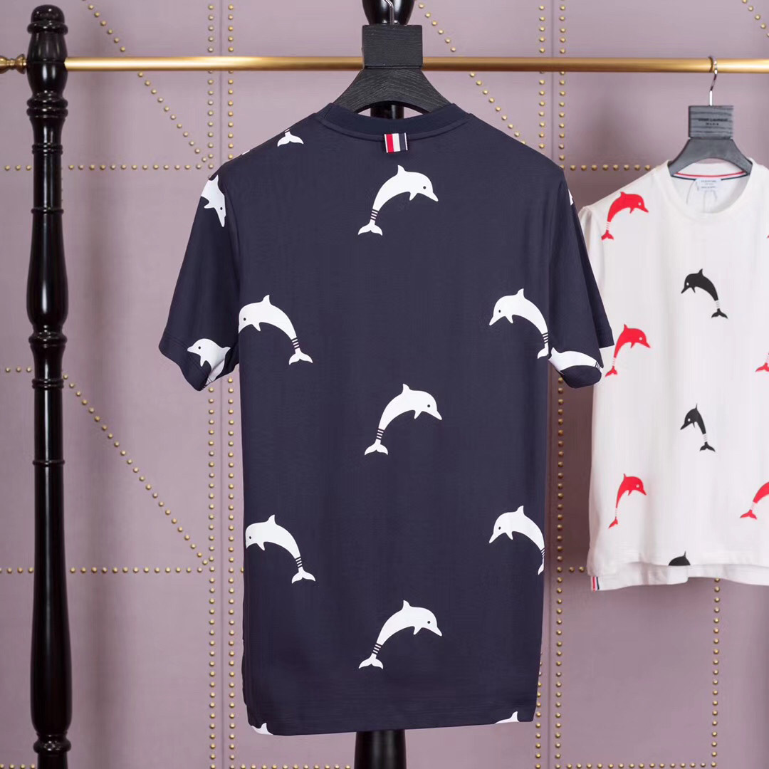 Thom Browne Dolphin Print T-shirt     1831 - EUR FASHION