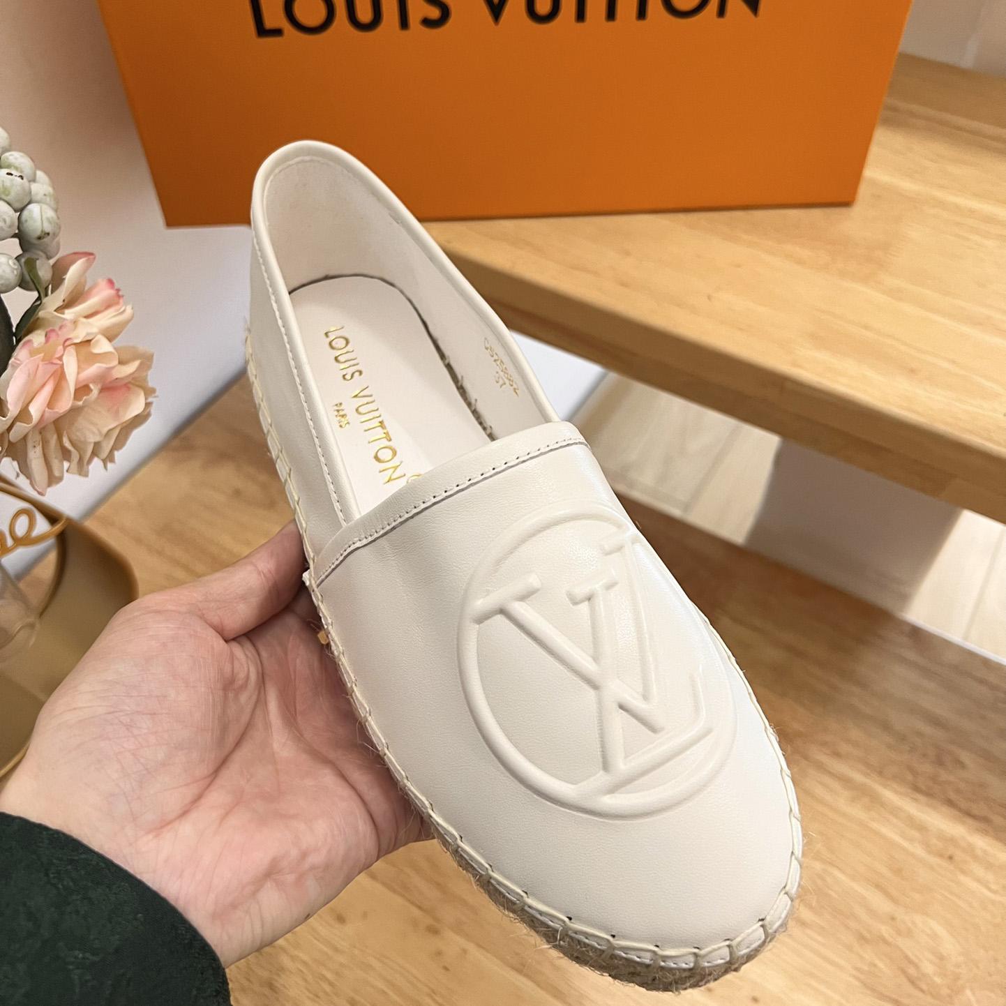 Louis Vuitton Starboard Flat Espadrille      1ABVLU - EUR FASHION