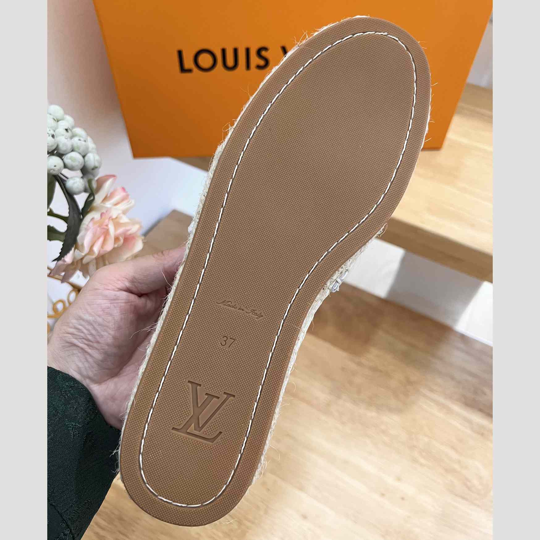 Louis Vuitton Starboard Flat Espadrille      1ABVLU - EUR FASHION