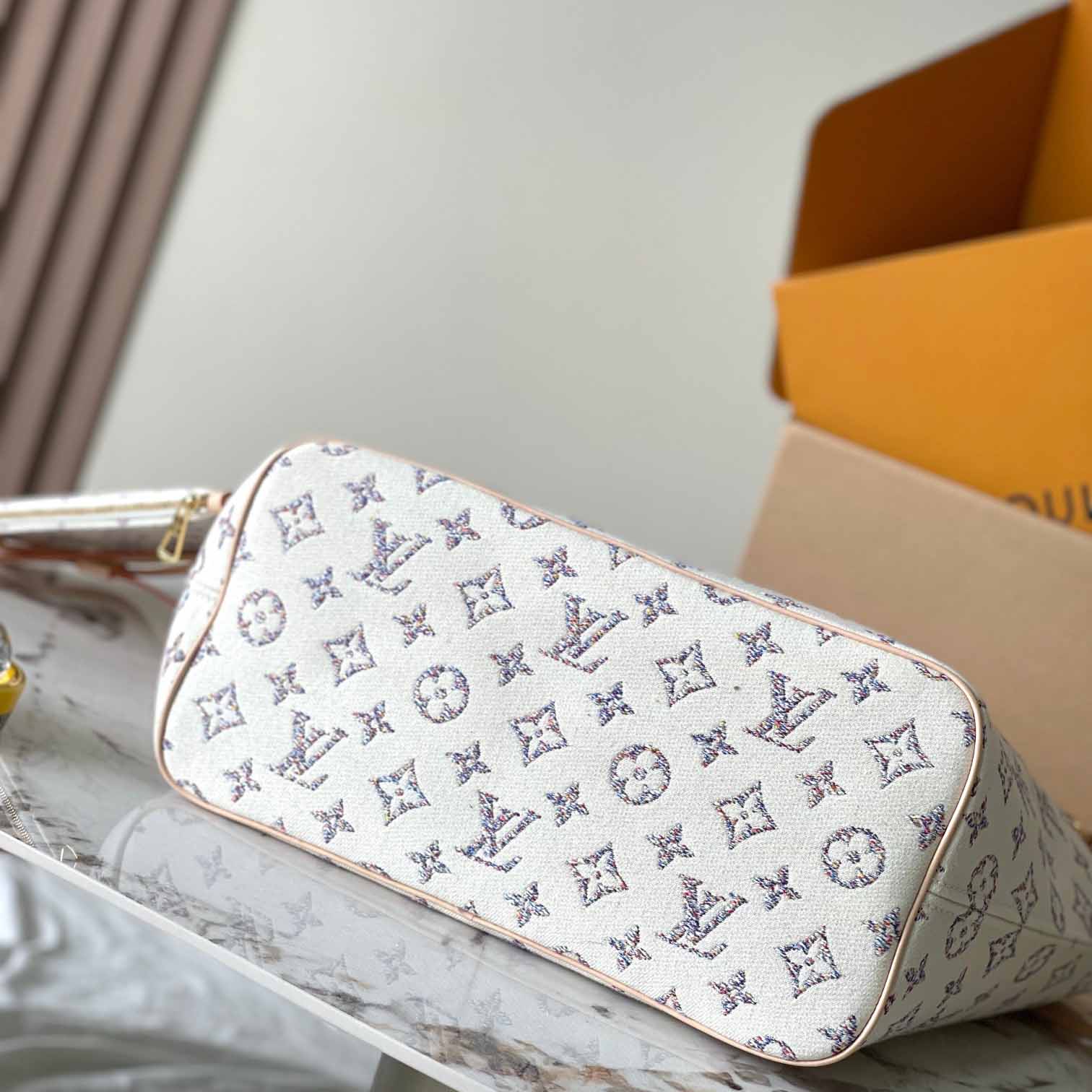 Louis Vuitton Neverfull MM   M24905 - EUR FASHION