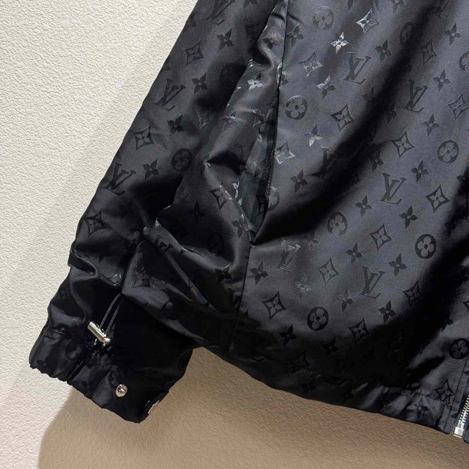 Louis Vuitton Nylon Jacket  - EUR FASHION