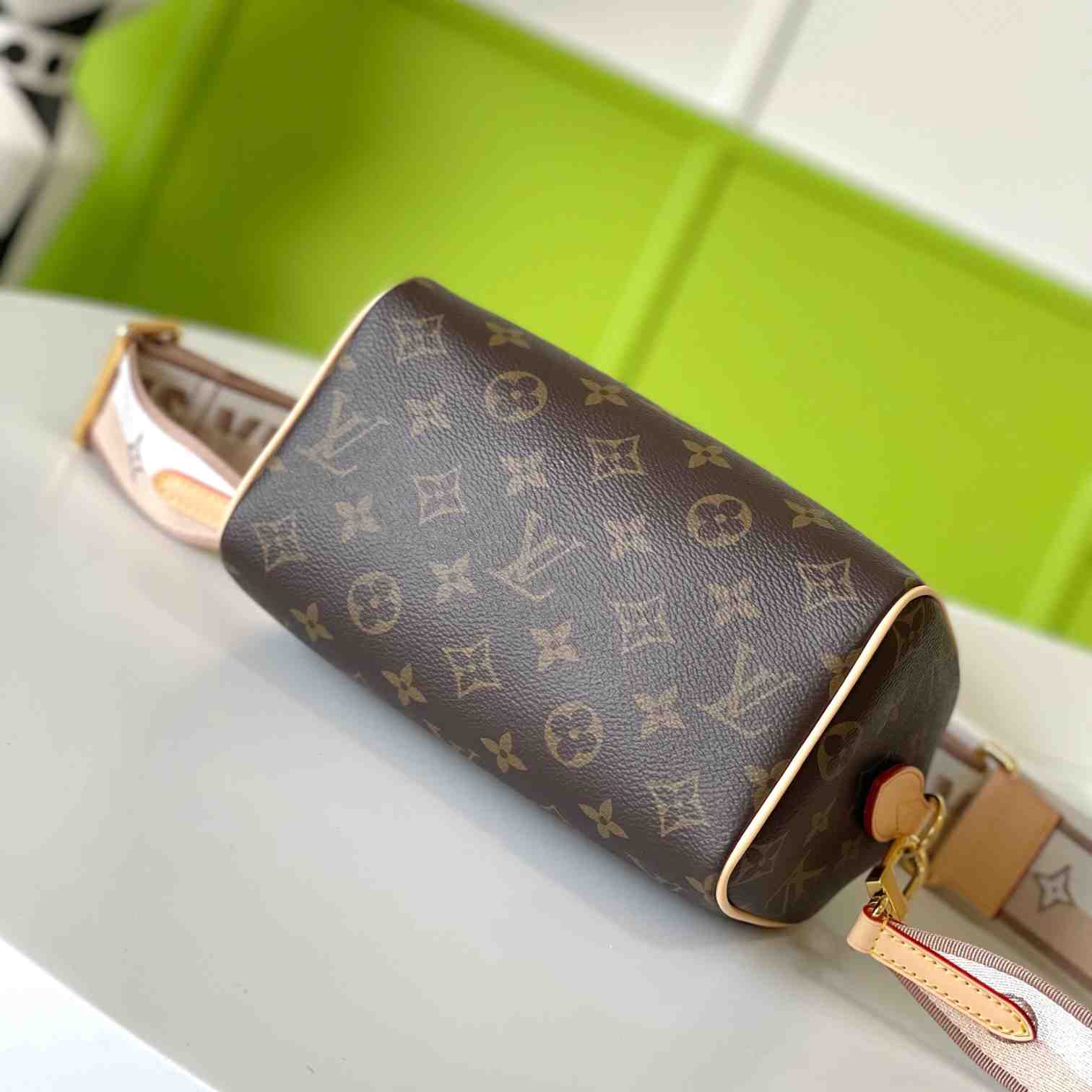 Louis Vuitton Speedy Bandoulière 20   M46222 - EUR FASHION