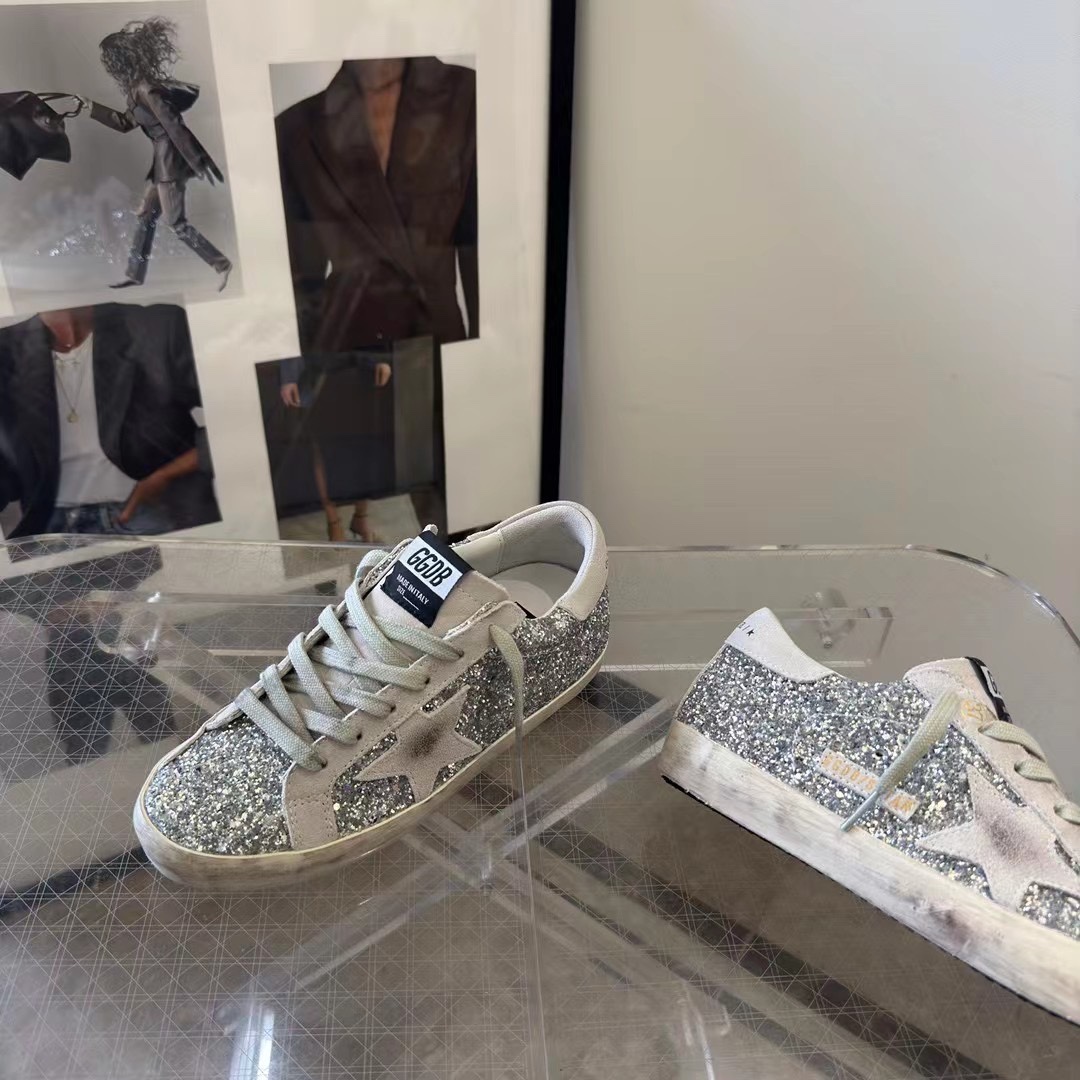 Golden Goose Sneakers - EUR FASHION