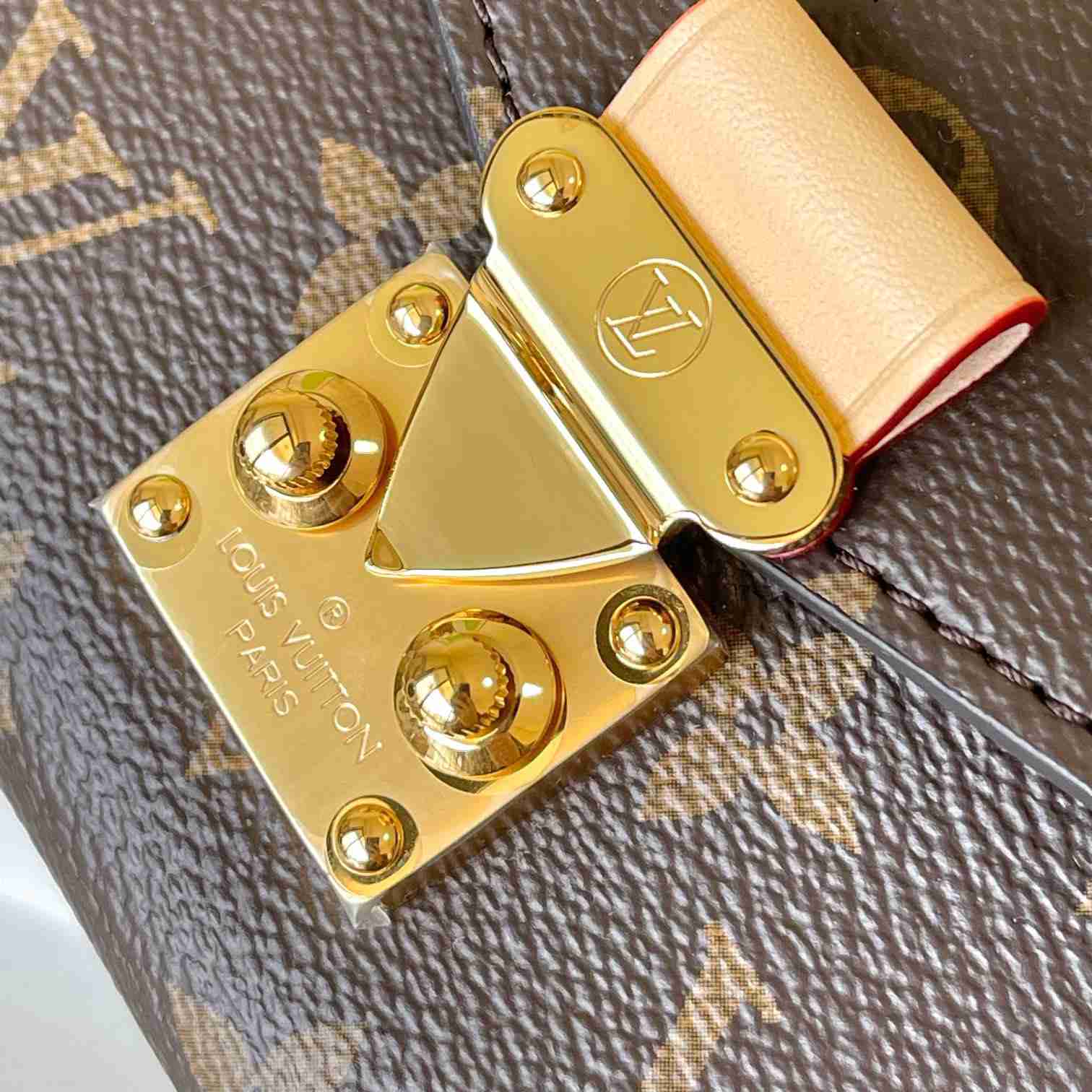 Louis Vuitton Pochette Métis East West   M46279 - EUR FASHION