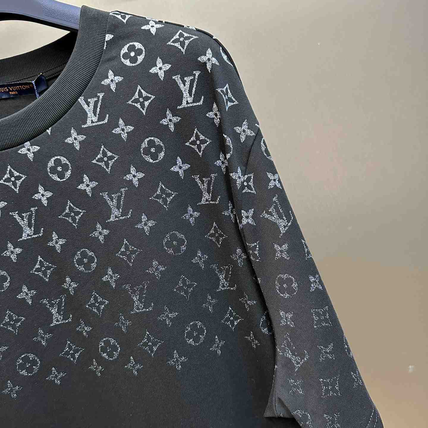 Louis Vuitton Monogram T-Shirt - EUR FASHION