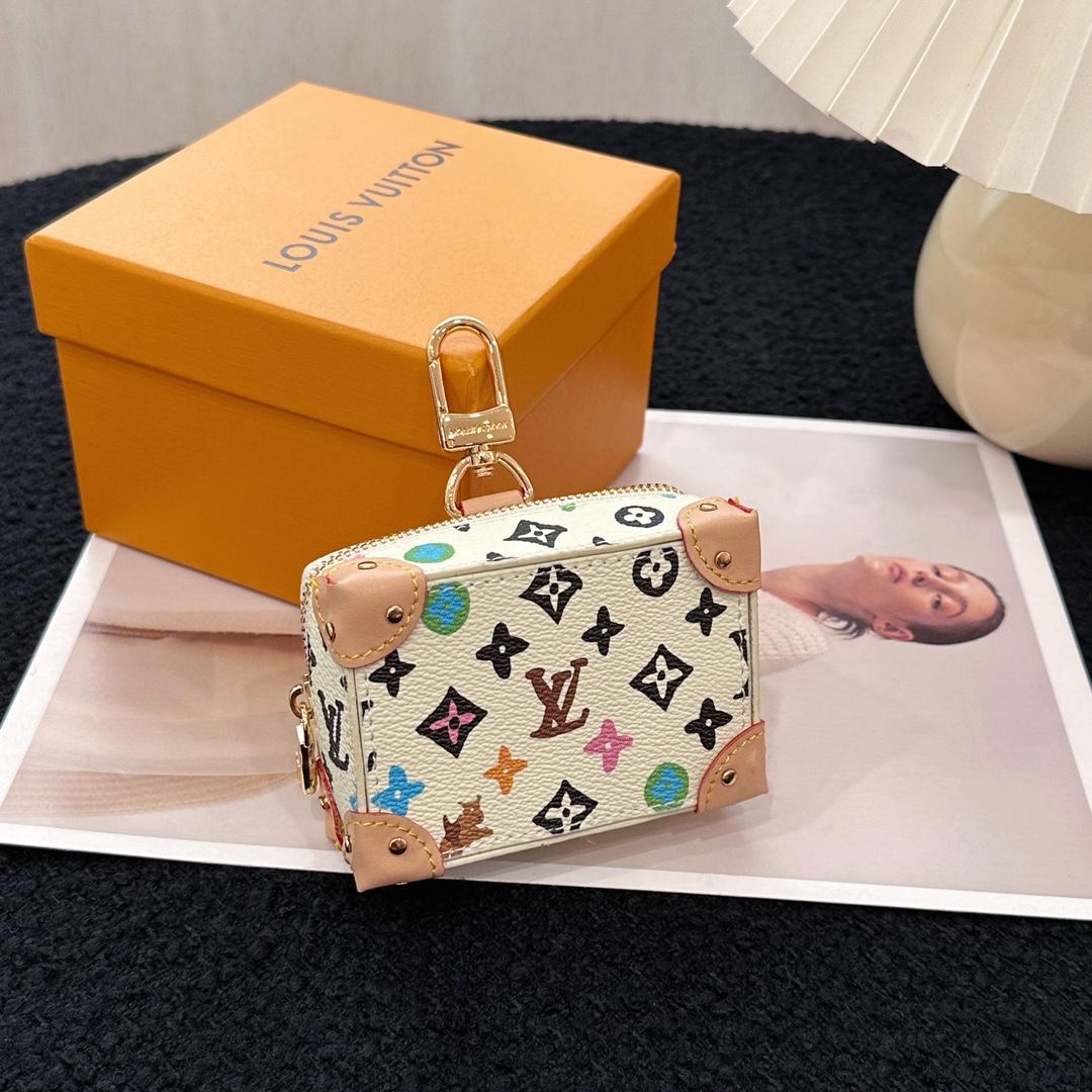 Louis Vuitton Monogram Craggy Trunk Key Holder and Bag Charm    - EUR FASHION