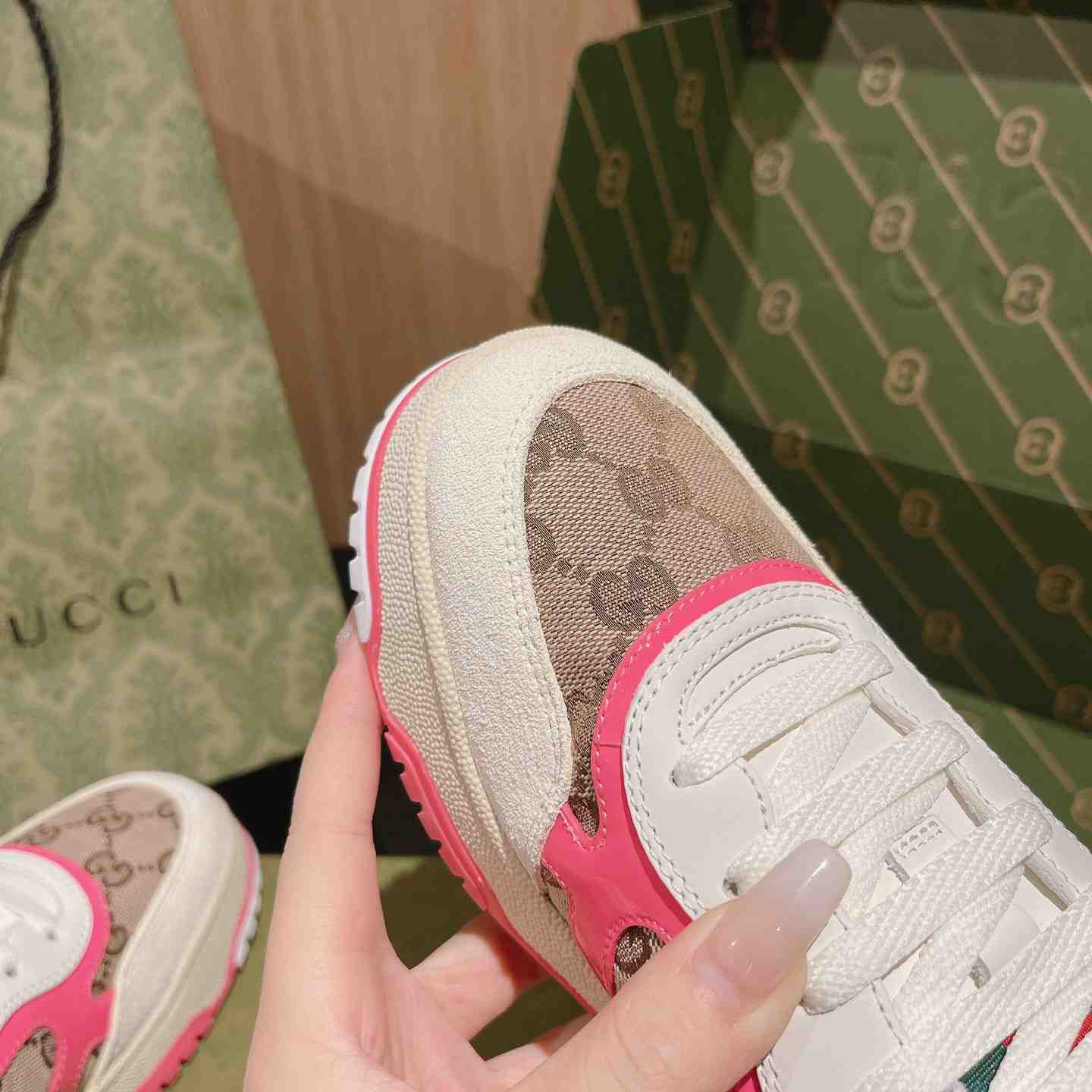 Gucci Re-Web Sneakers - EUR FASHION