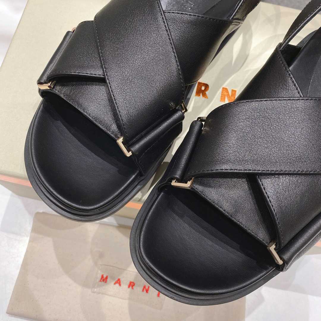 Marni Black Leather Fussbett - EUR FASHION