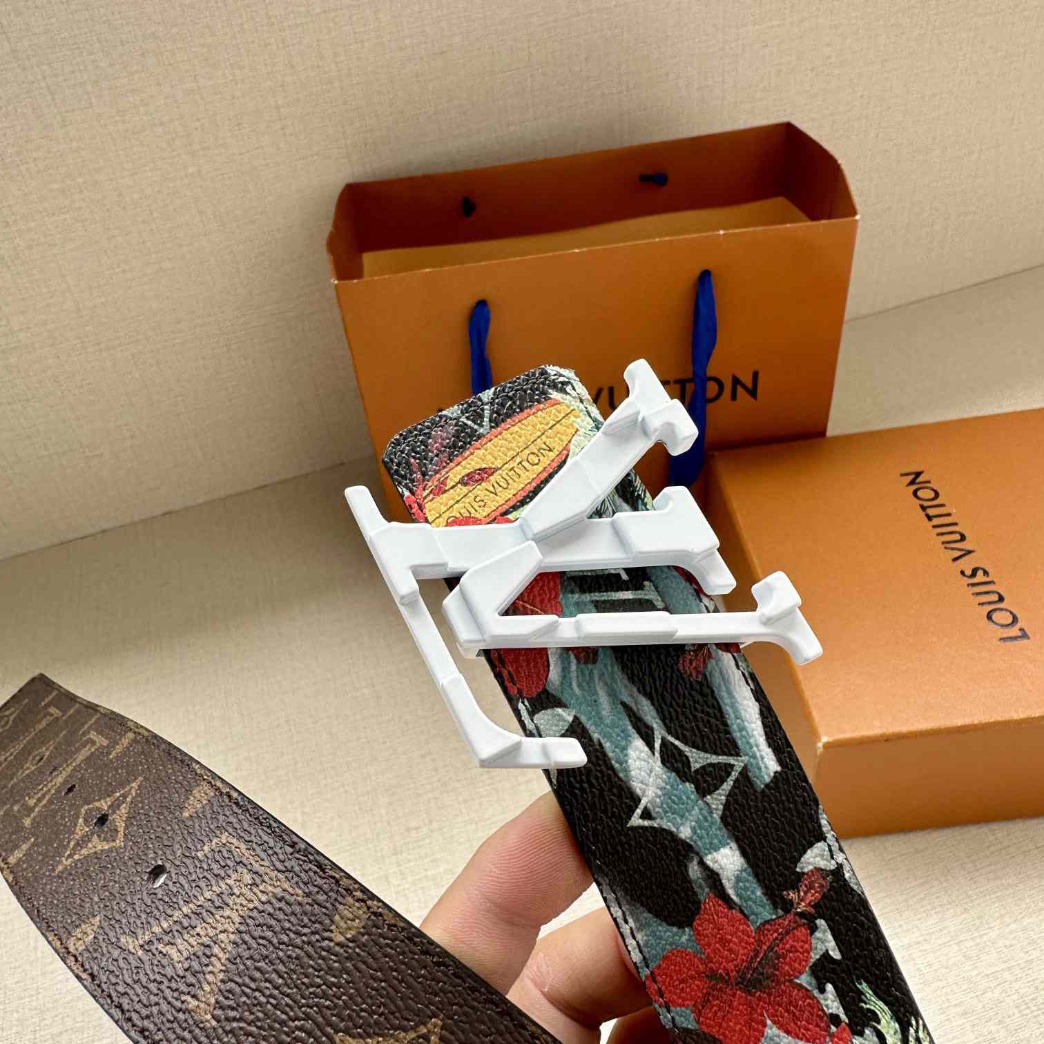 Louis Vuitton LV Tag 40mm Reversible Belt - EUR FASHION