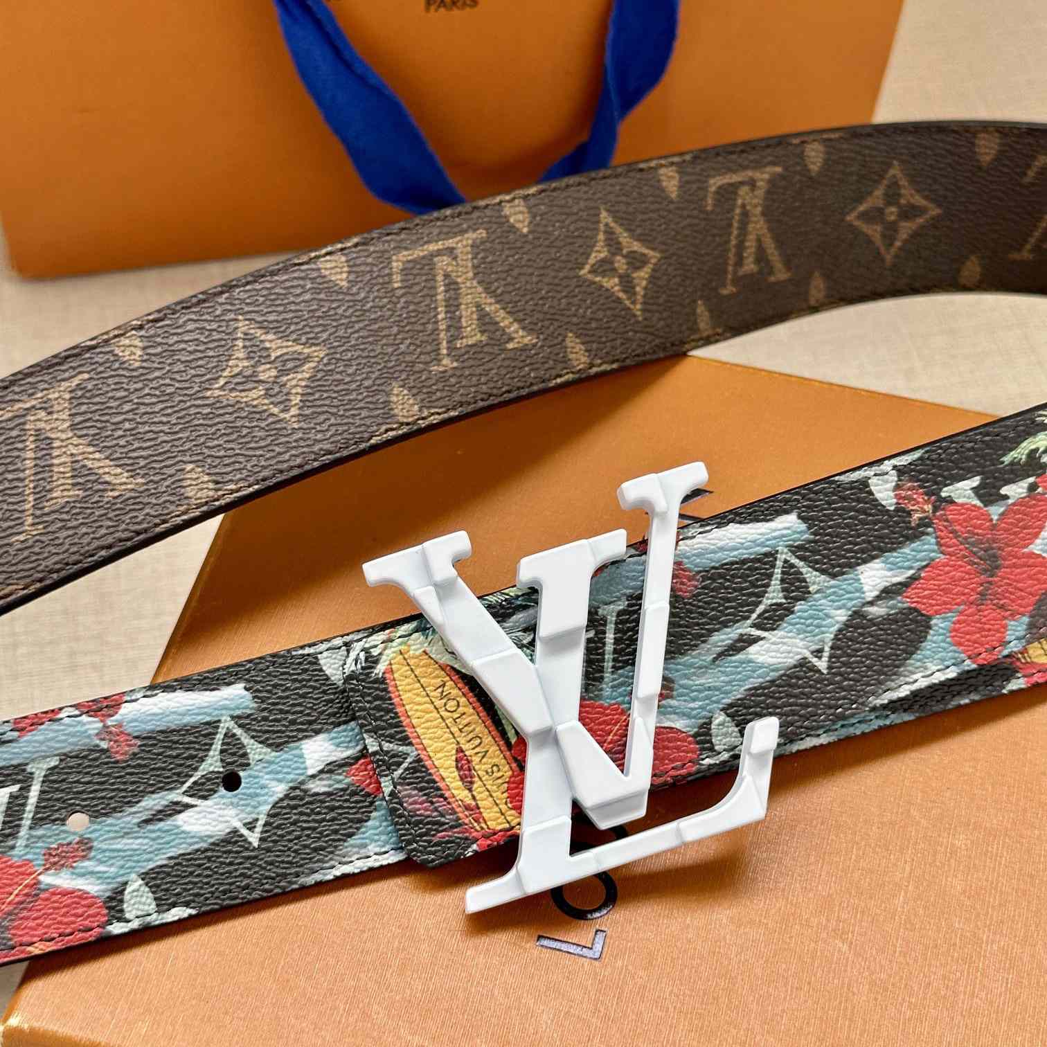Louis Vuitton LV Tag 40mm Reversible Belt - EUR FASHION