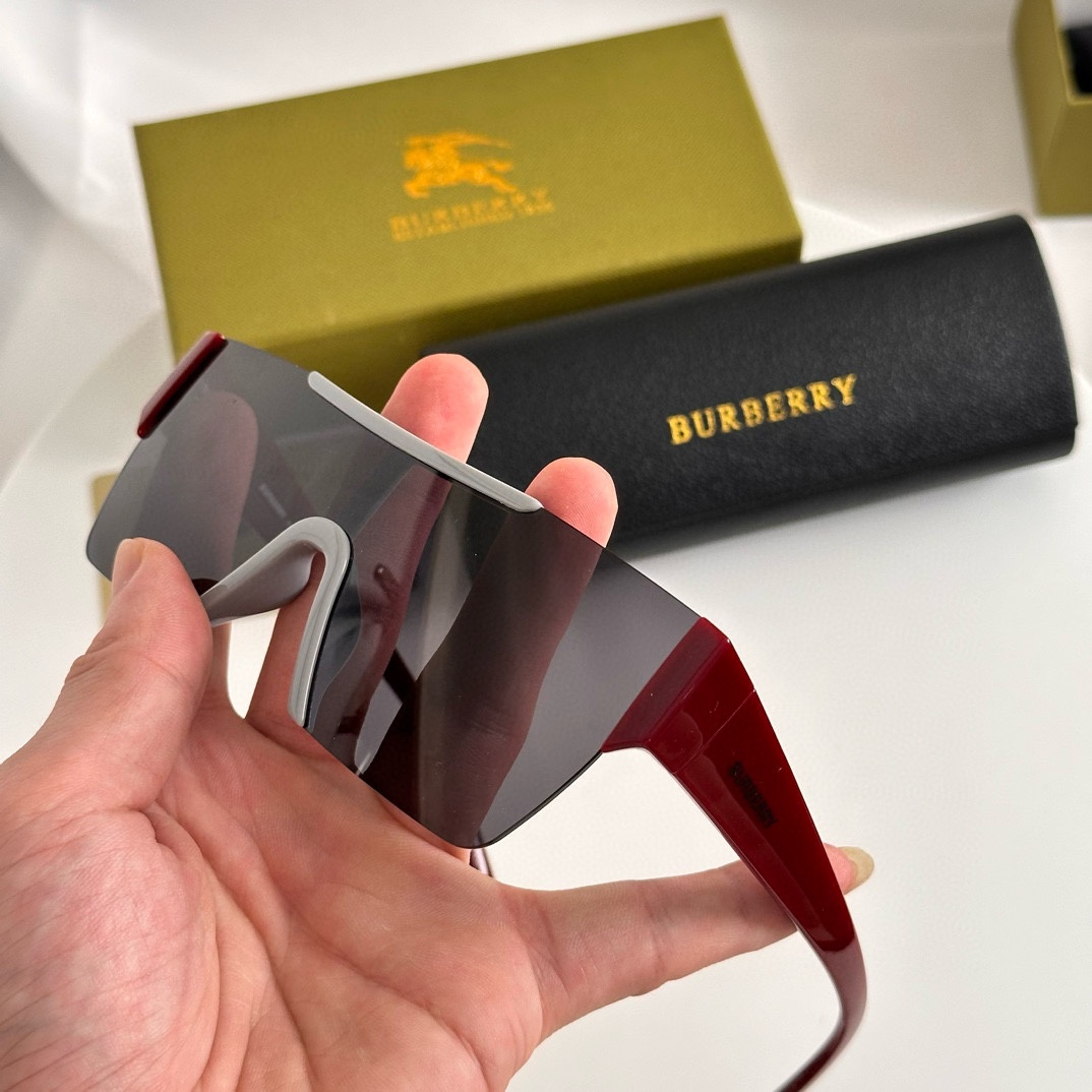 Burberry BE4291 Sunglasses   - EUR FASHION