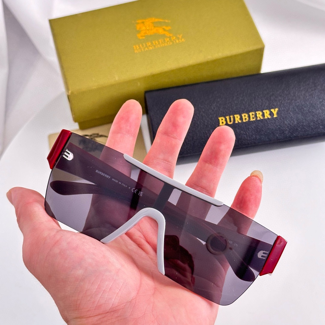 Burberry BE4291 Sunglasses   - EUR FASHION