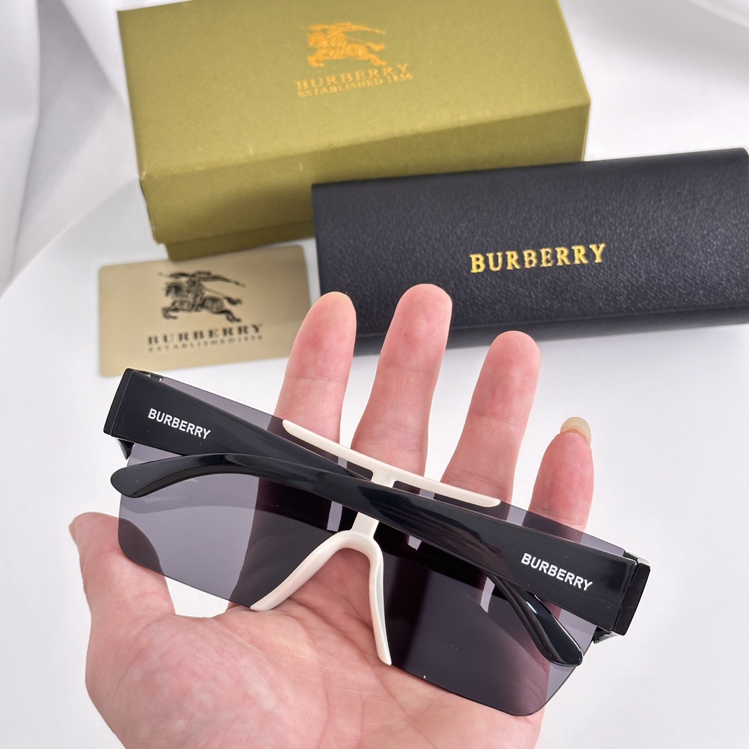 Burberry BE4291 Sunglasses   - EUR FASHION