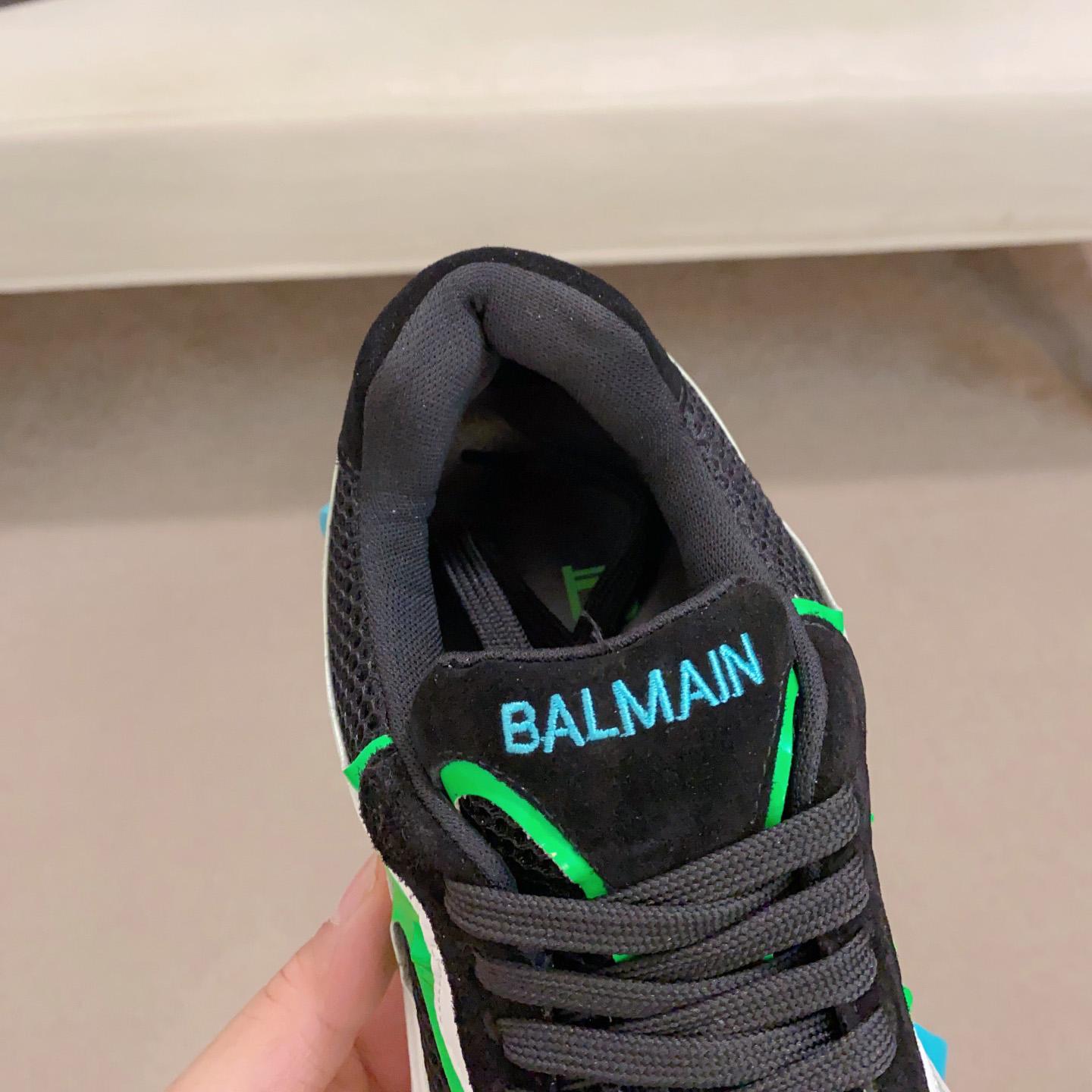 Balmain B-East Sneakers - EUR FASHION