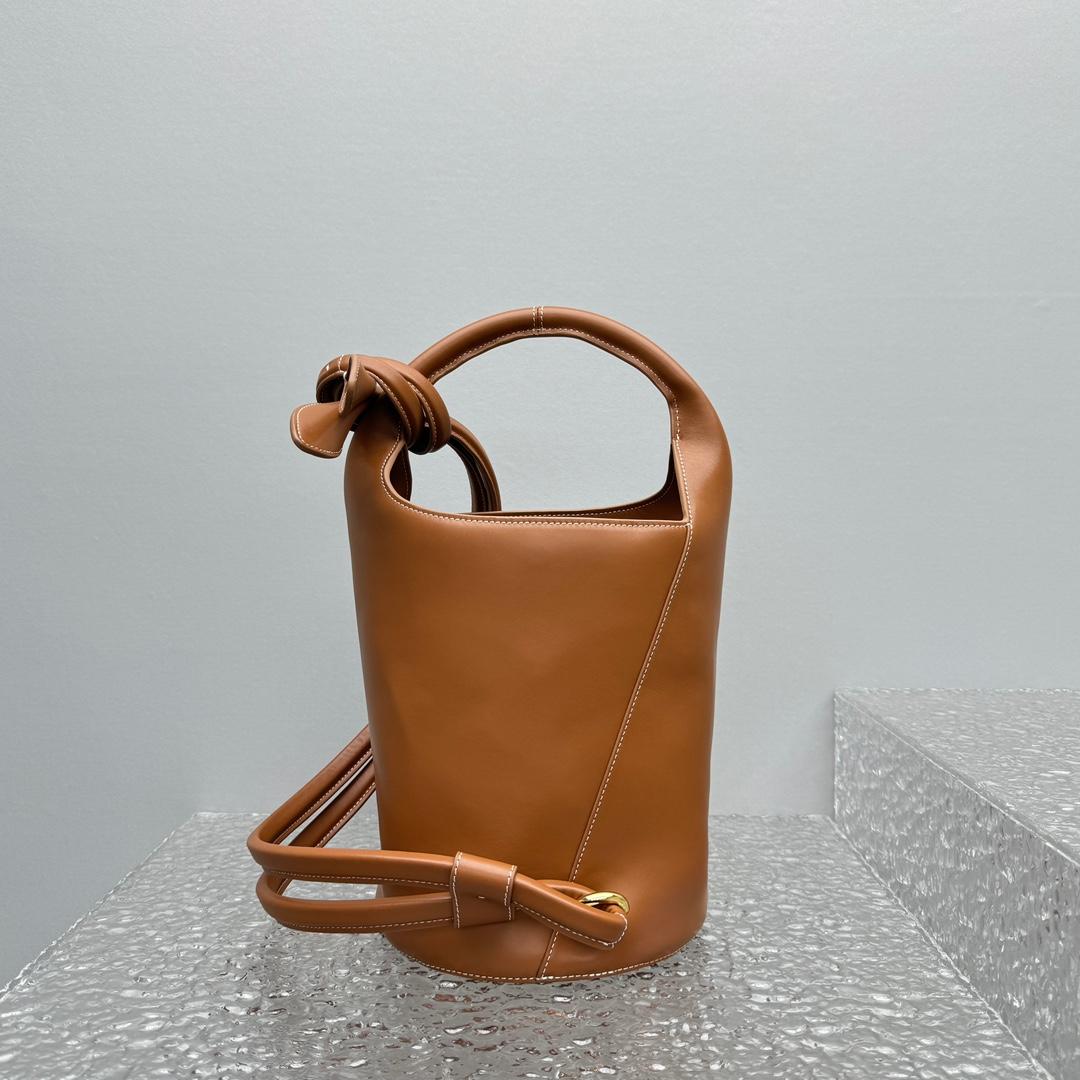 Jacquemus Le petit Tourni Mini Knotted Bucket Bag - EUR FASHION