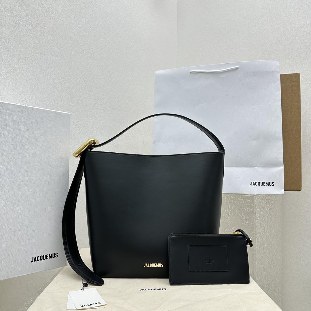 Jacquemus Le Regalo Leather Bucket Bag (30x33x14cm) - EUR FASHION