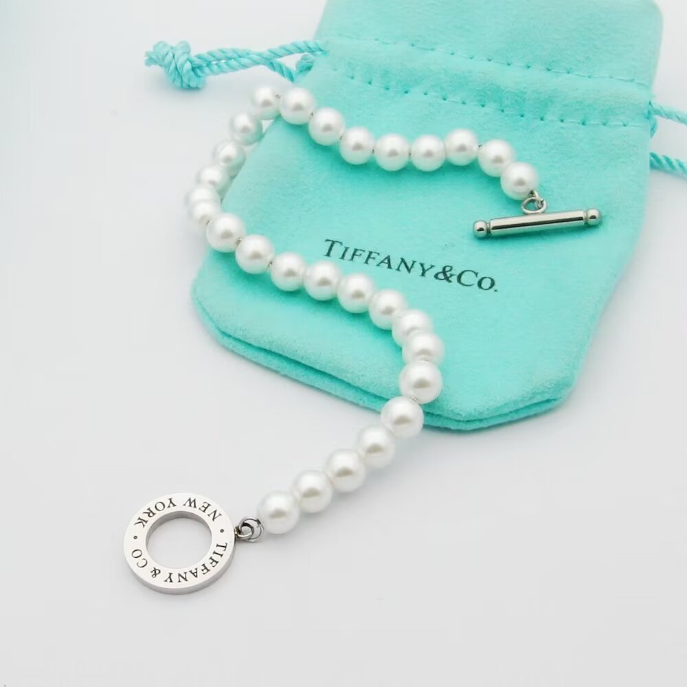 Tiffany & Co. Freshwater Pearl Toggle Bracelet - EUR FASHION