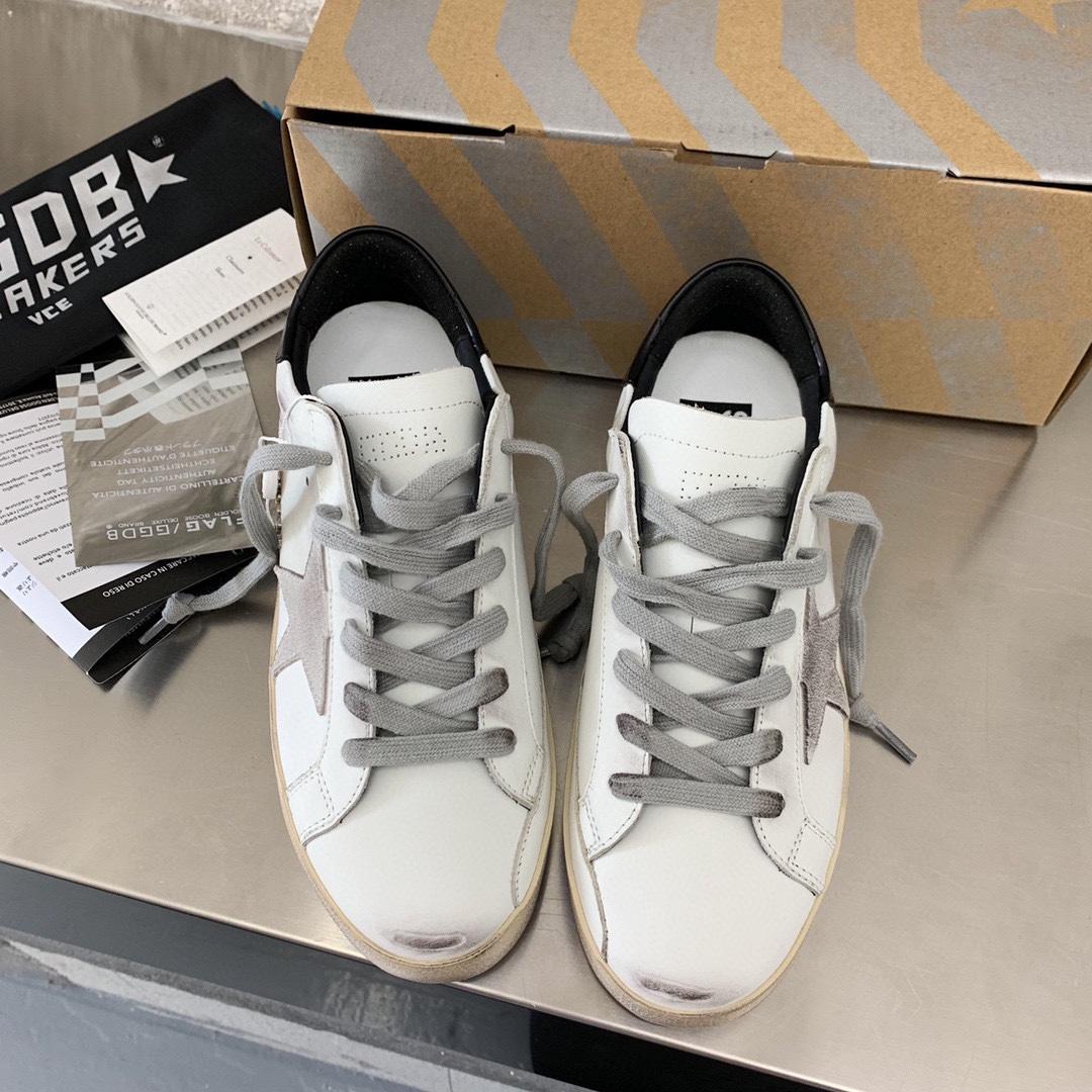 Golden Goose Sneakers - EUR FASHION