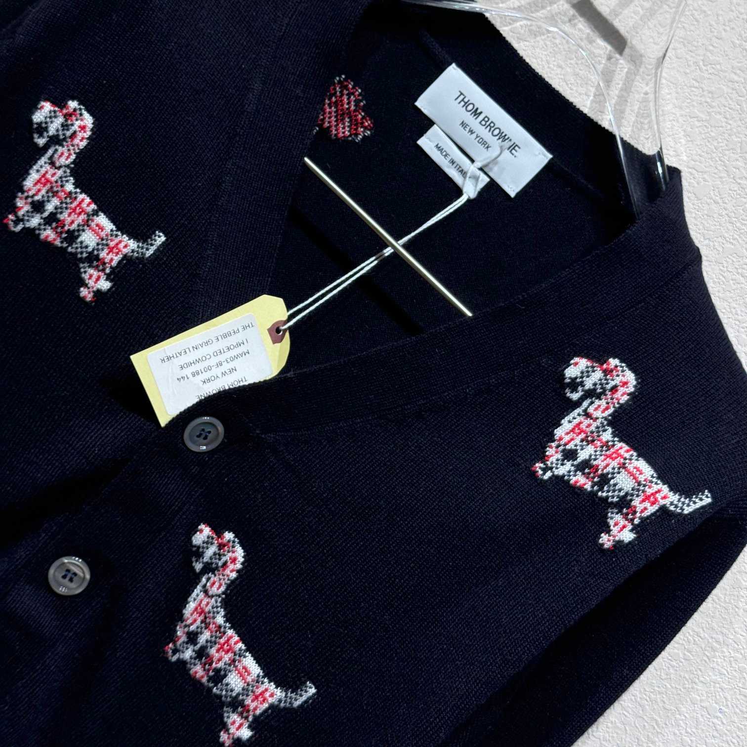 Thom Browne Wool 4-Bar V-Neck Hector  - EUR FASHION