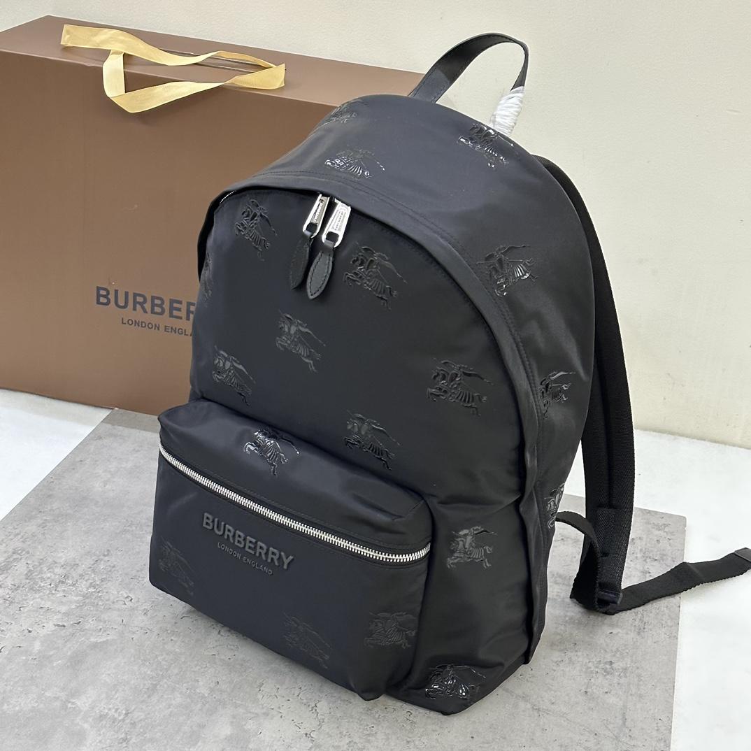 Burberry EKD Backpack - EUR FASHION