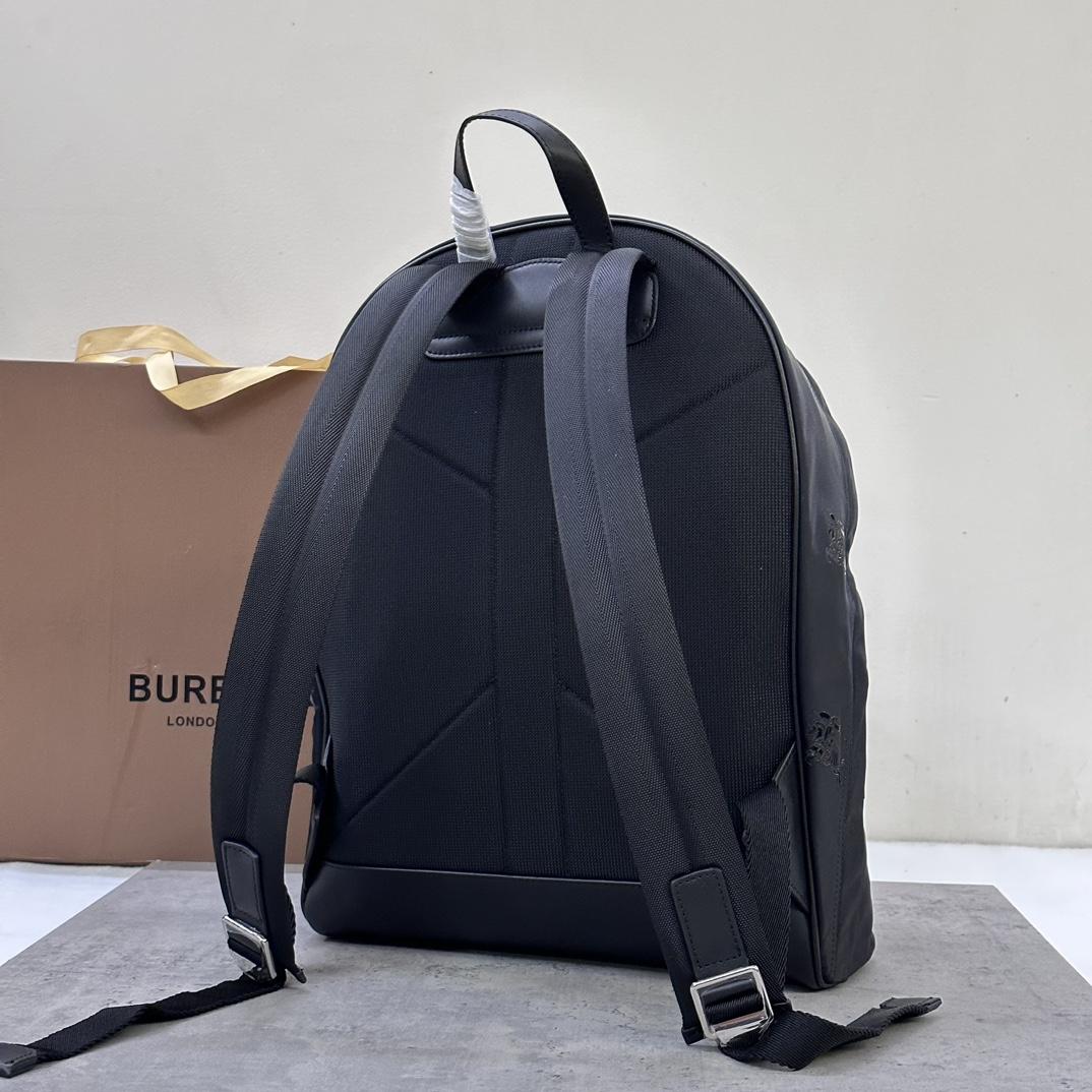 Burberry EKD Backpack - EUR FASHION