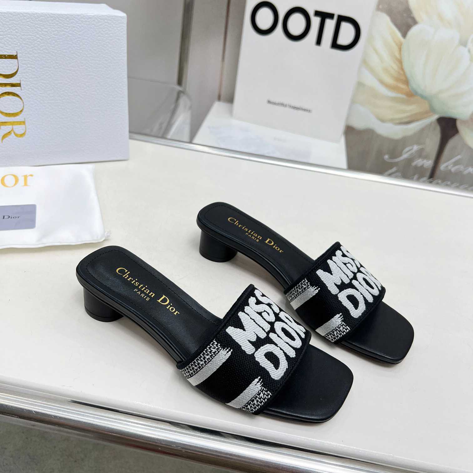 Dior Dway Heeled Slide - EUR FASHION