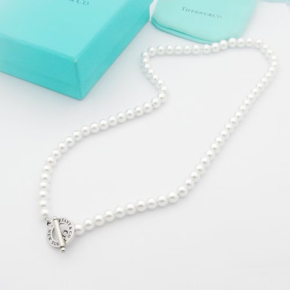 Tiffany & Co. Freshwater Pearl Toggle Necklace - EUR FASHION