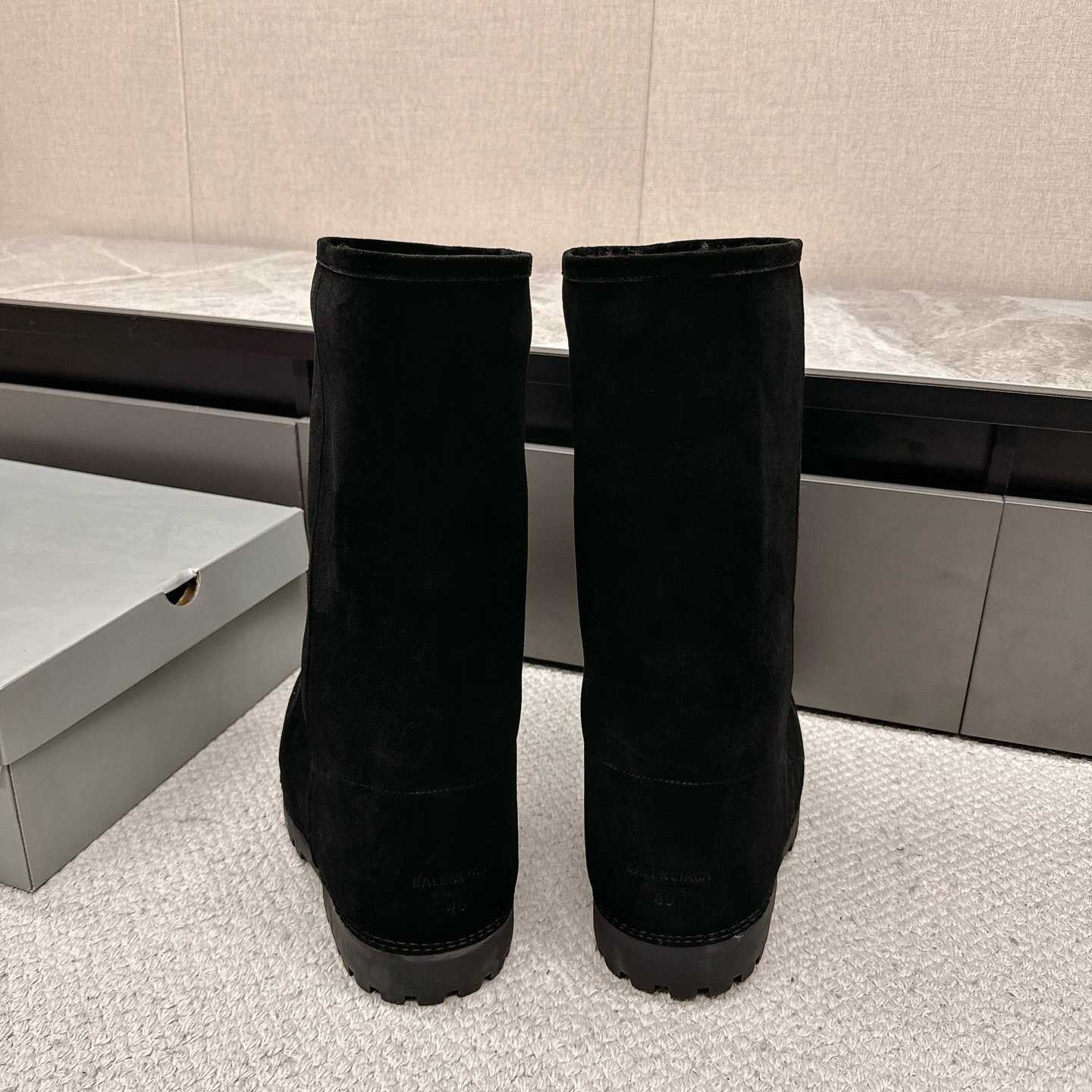 Balenciaga High Boot - EUR FASHION