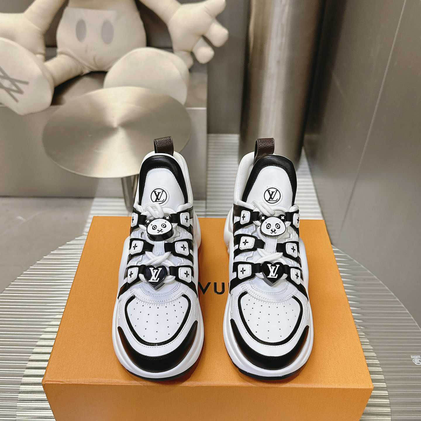 Louis Vuitton LV Archlight Sneaker   1AD2GJ - EUR FASHION