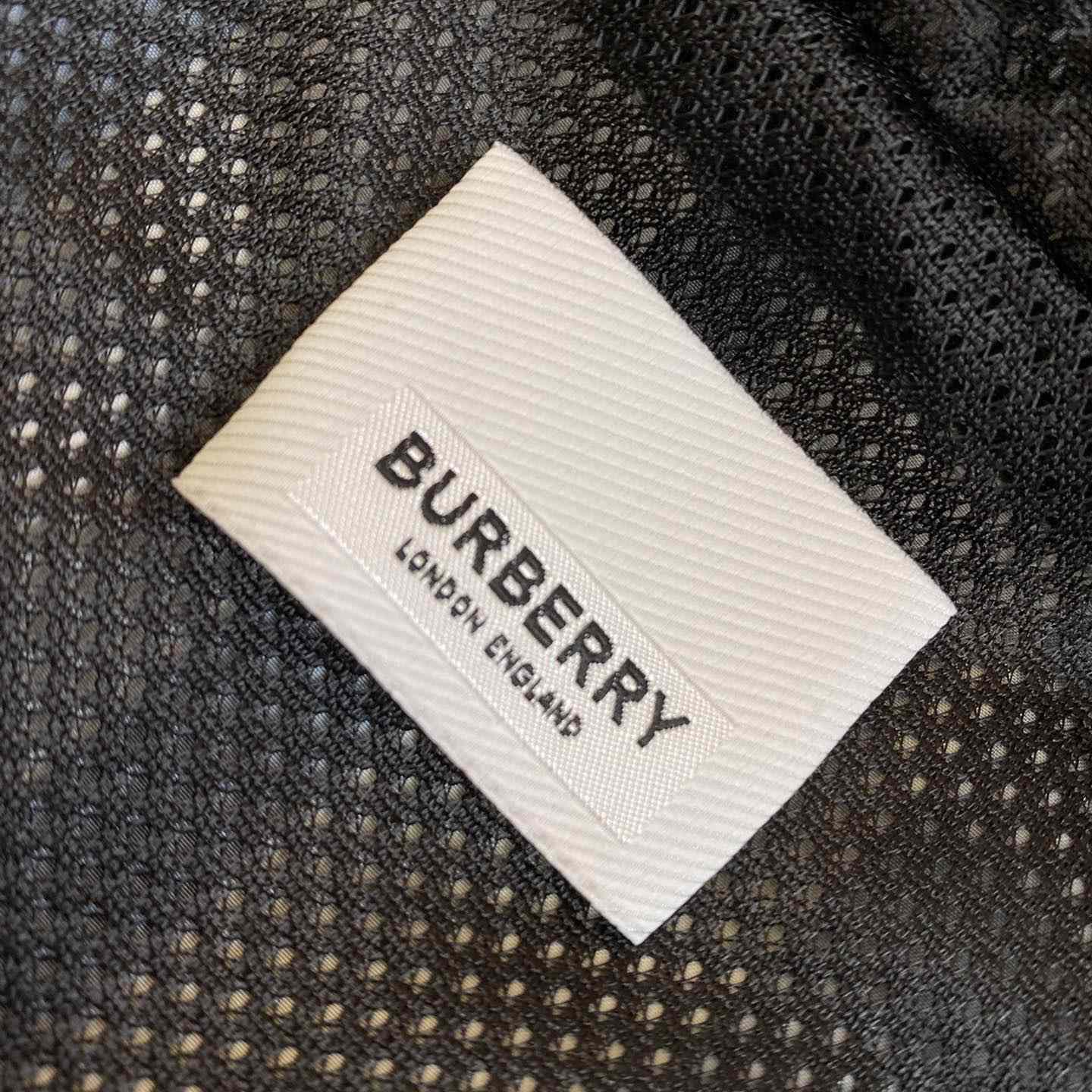 Burberry Sliced Check Nylon Hooded Jacket - EUR FASHION