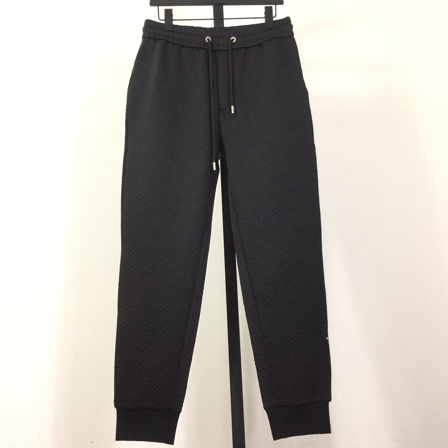 Louis Vuitton Tracksuit  - EUR FASHION