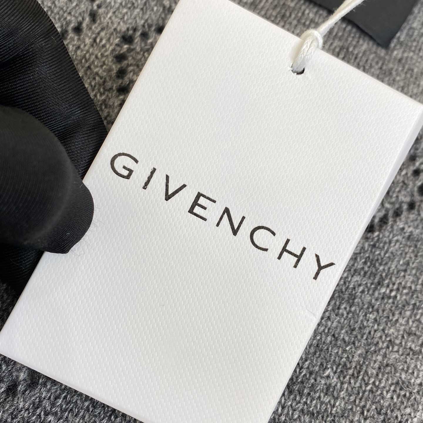 Givenchy Cropped Sweater In Wool - EUR FASHION