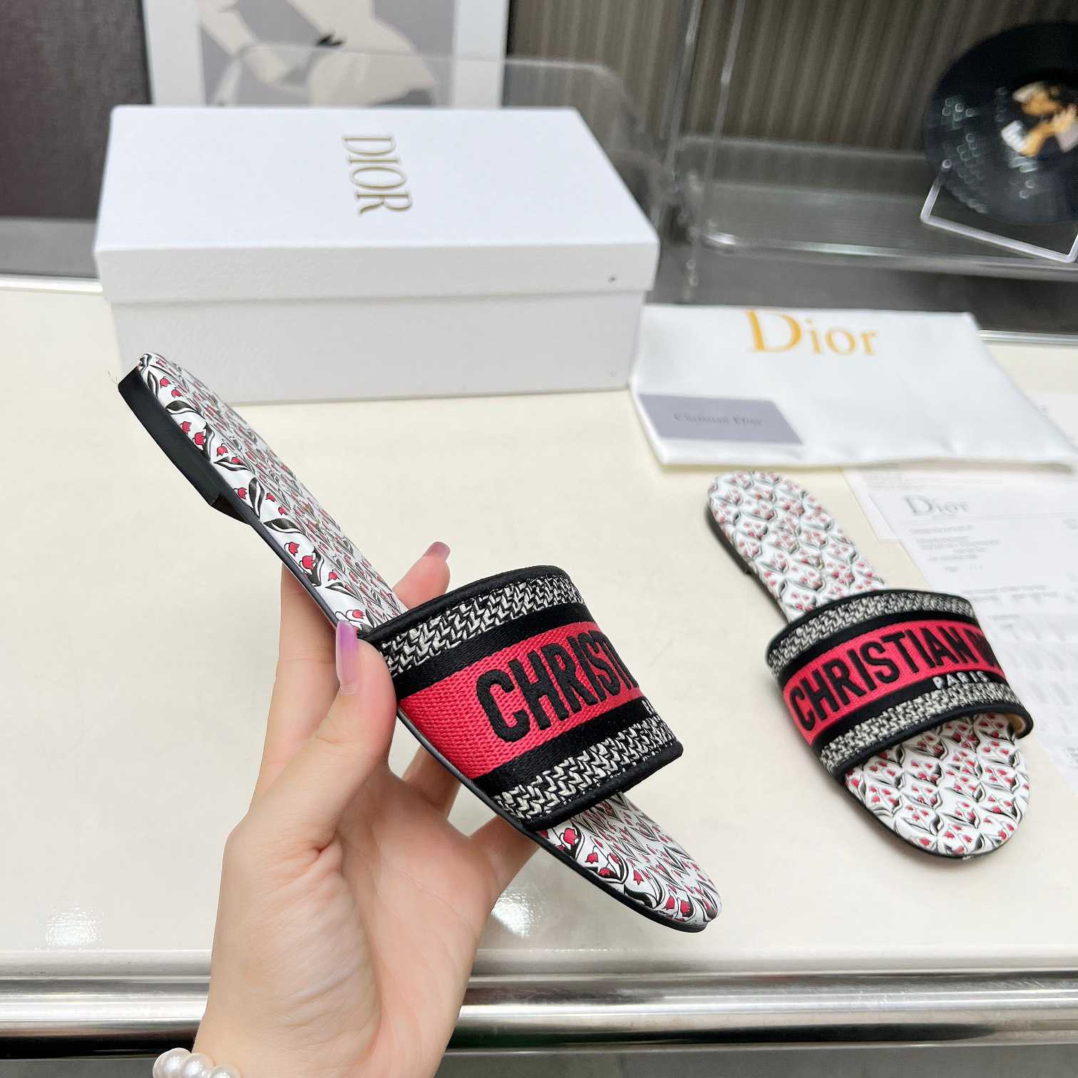 Dior Dioramour Dway Slide - EUR FASHION