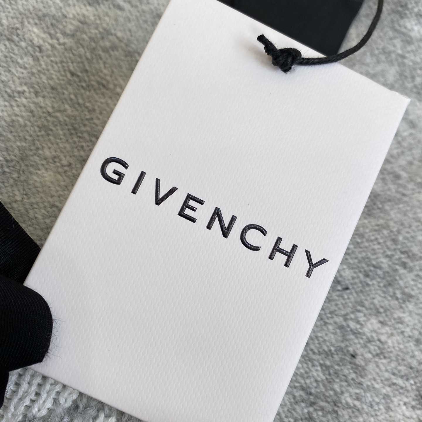 Givenchy 4G Logo Detailed Crewneck Sweater - EUR FASHION