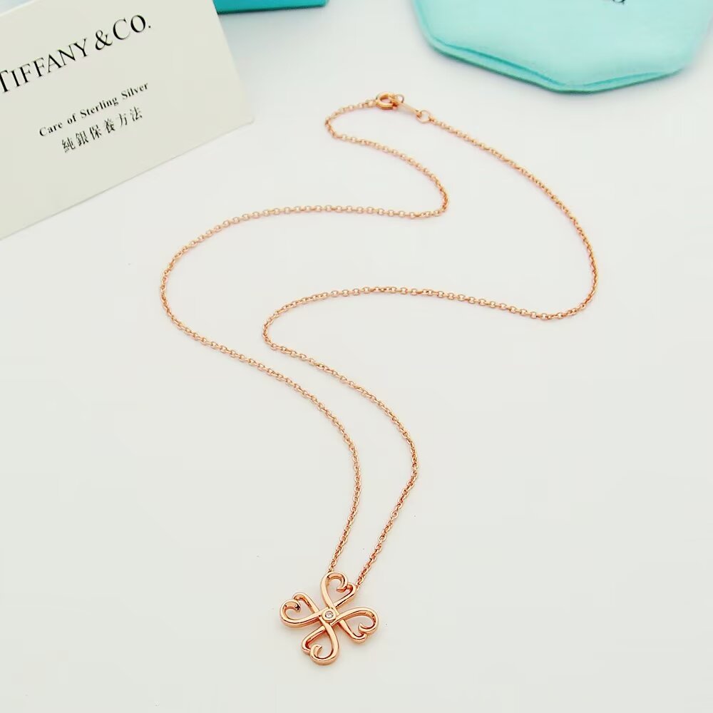 Tiffany & Co. Loving Heart Pendant - EUR FASHION