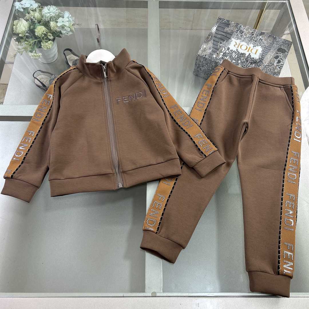 Fendi Kids Suits - EUR FASHION